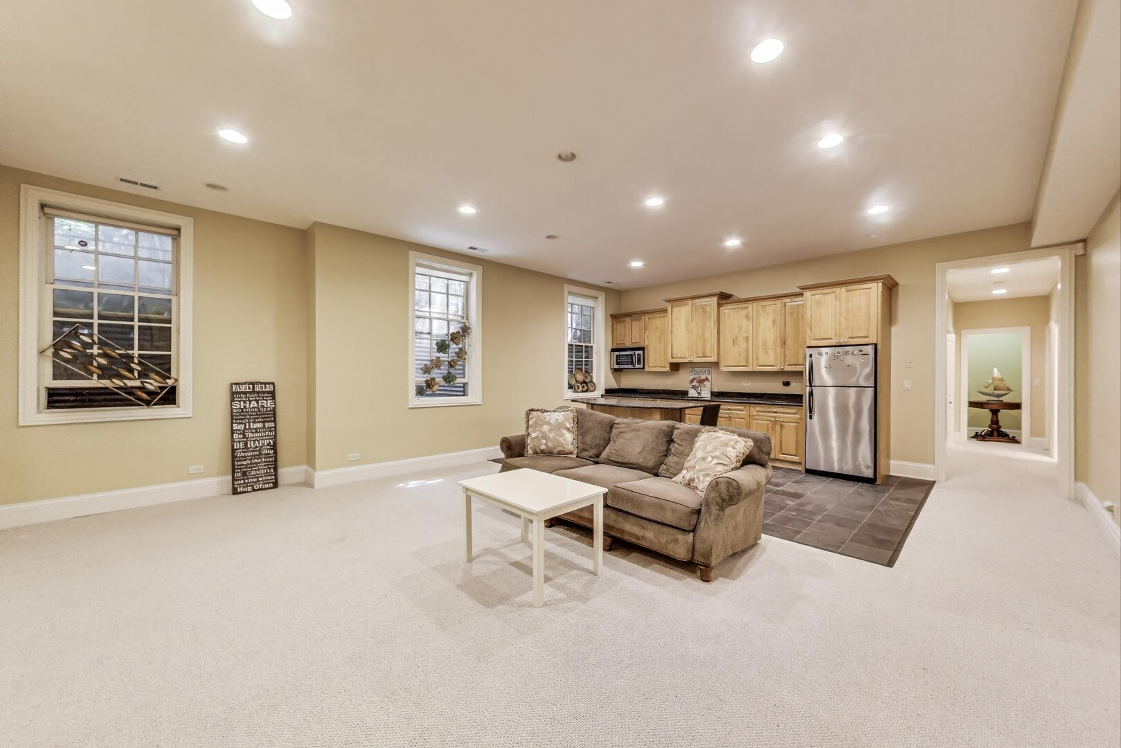 901 Pontiac Rd Wilmette, IL 60091