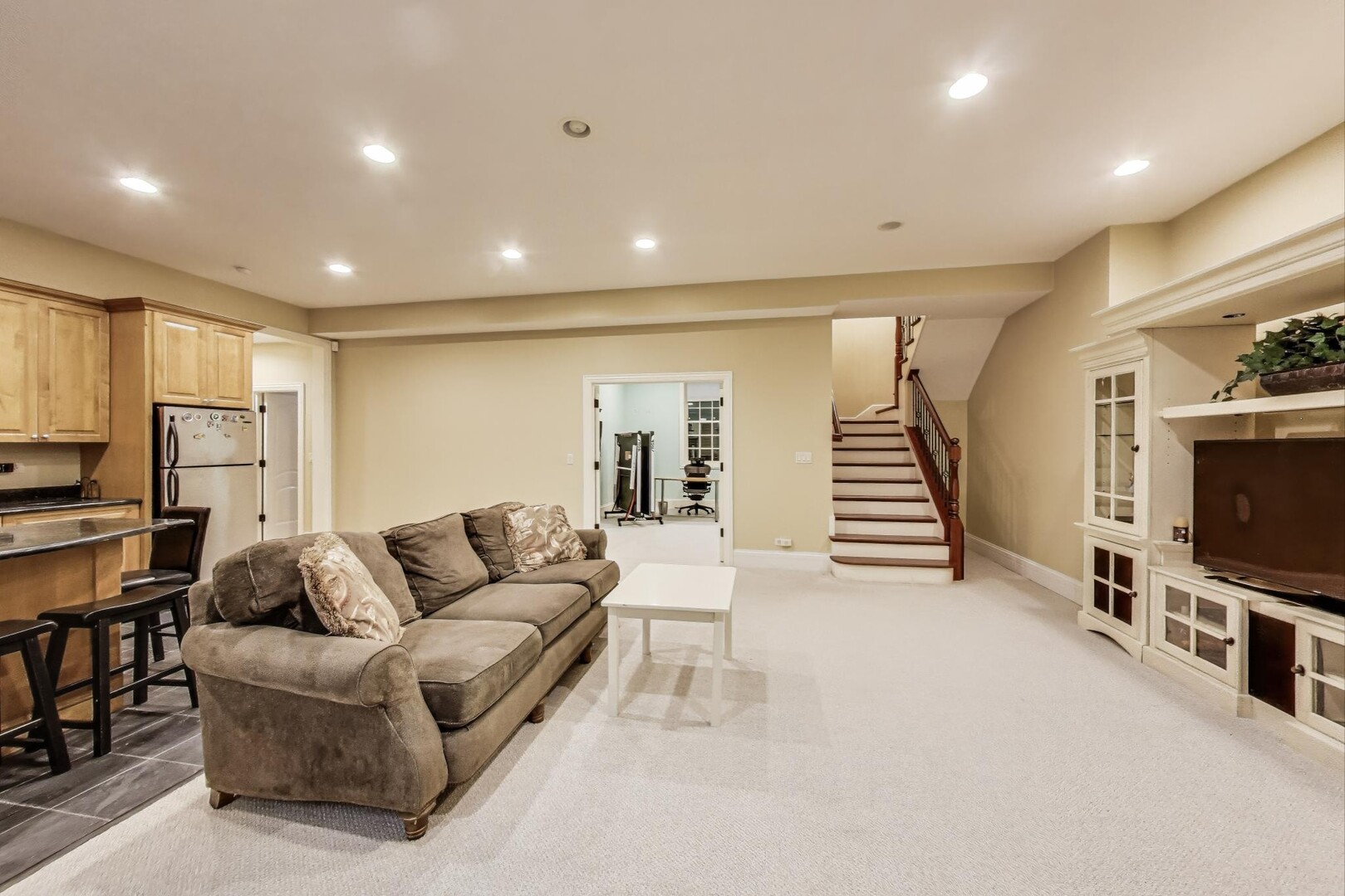 901 Pontiac Rd Wilmette, IL 60091