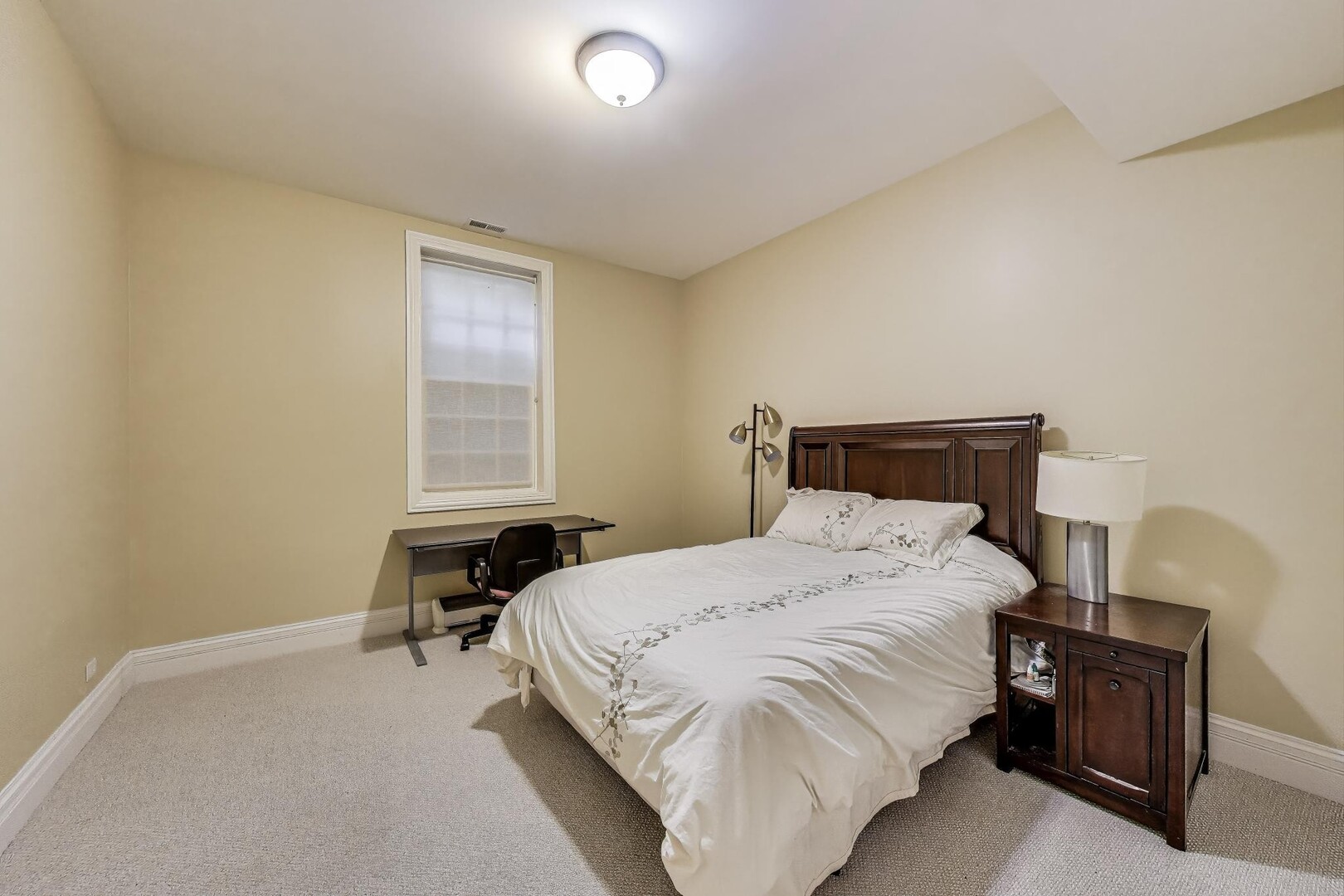 901 Pontiac Rd Wilmette, IL 60091