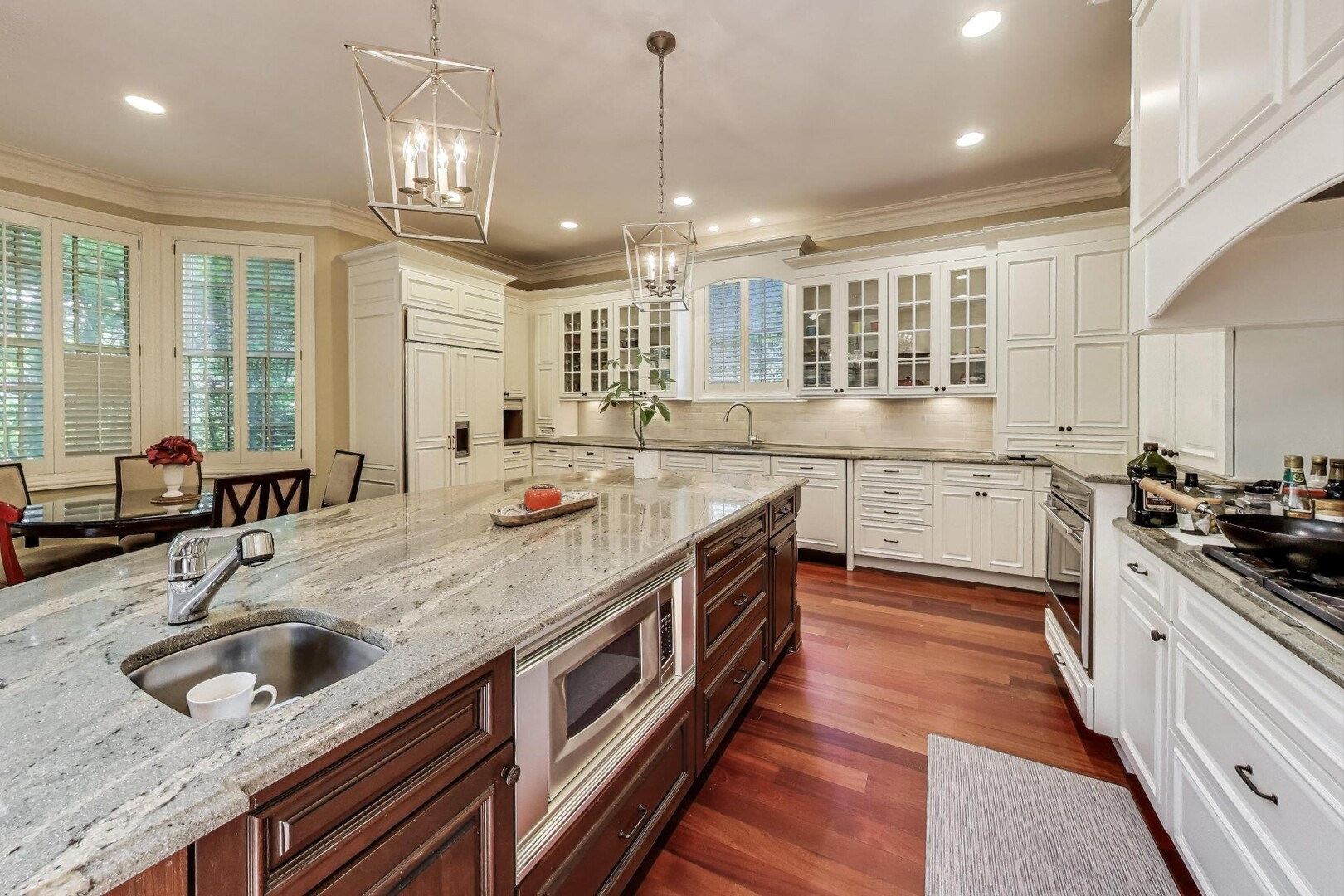 901 Pontiac Rd Wilmette, IL 60091