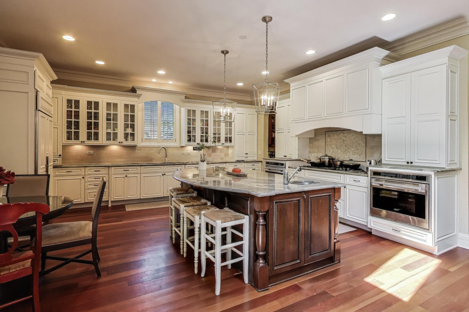 901 Pontiac Rd Wilmette, IL 60091