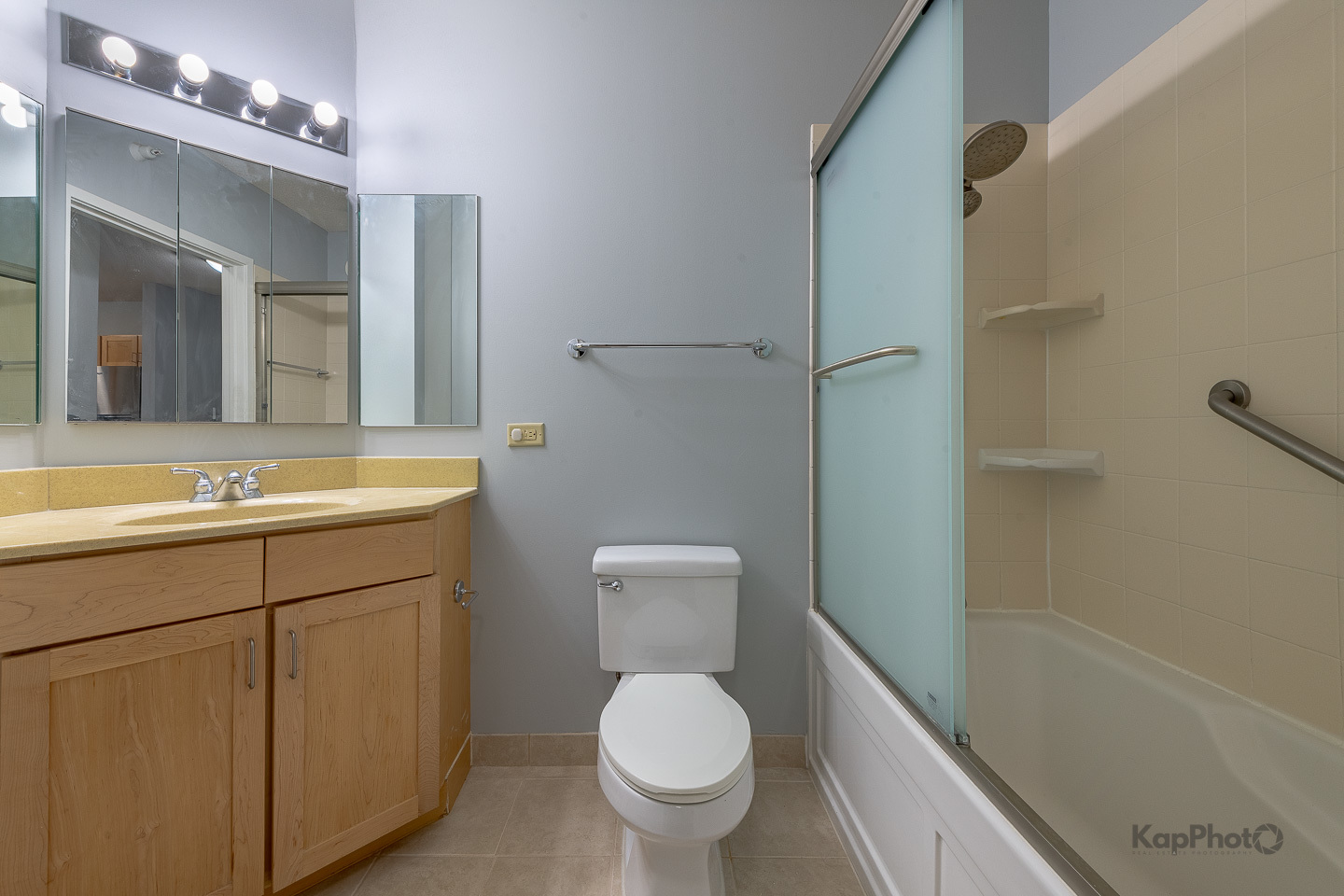 222 N Columbus Dr #2808 Chicago, IL 60601