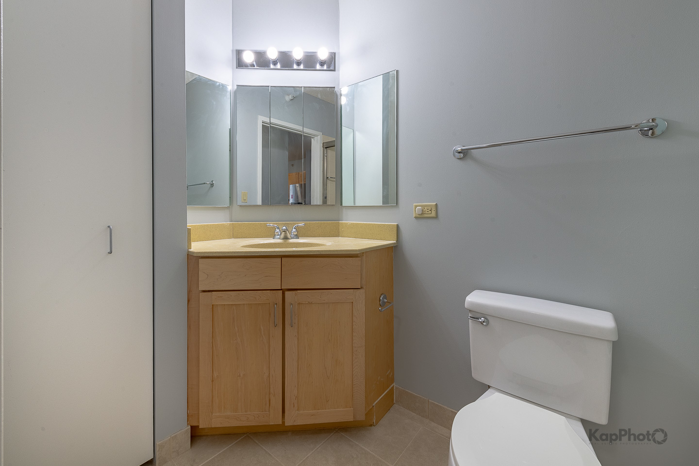 222 N Columbus Dr #2808 Chicago, IL 60601