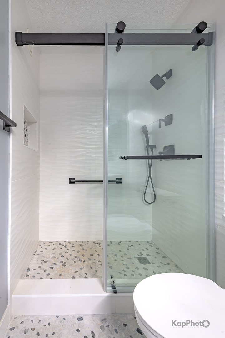 222 N Columbus Dr #2808 Chicago, IL 60601