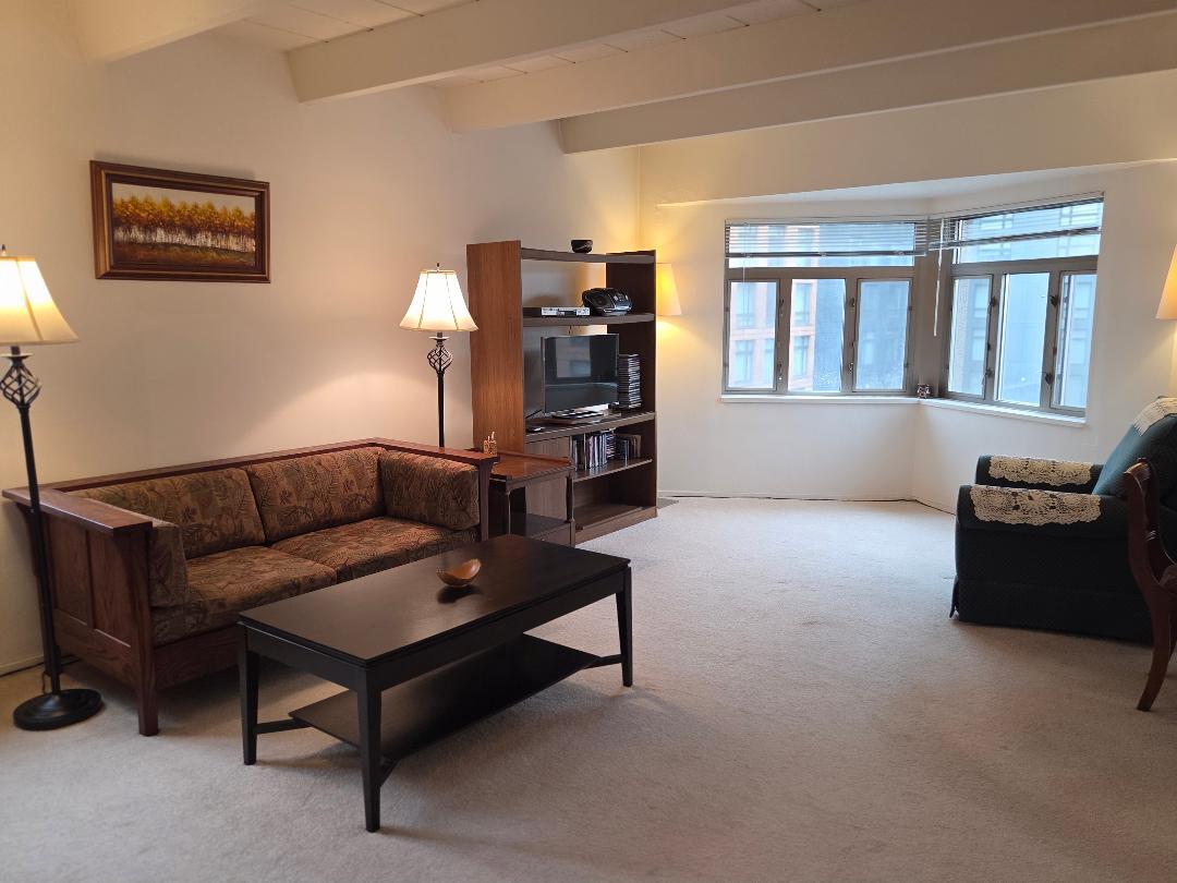 1862 Sherman Ave #6NW Evanston, IL 60201