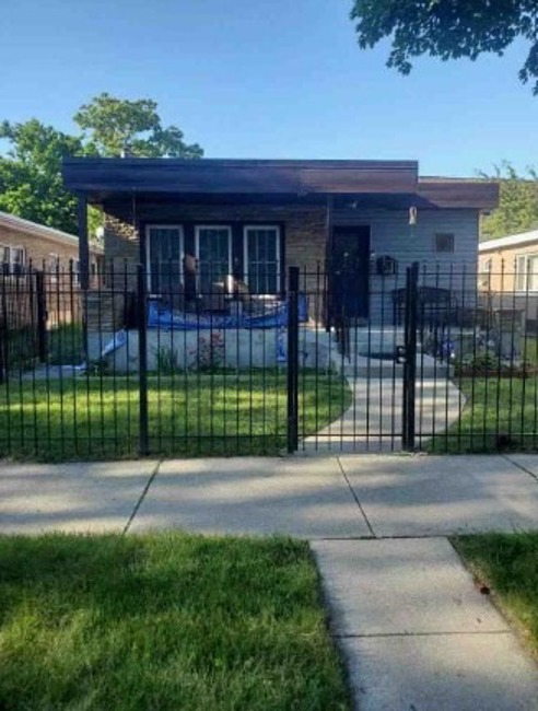 1757 E 71st Pl Chicago, IL 60649