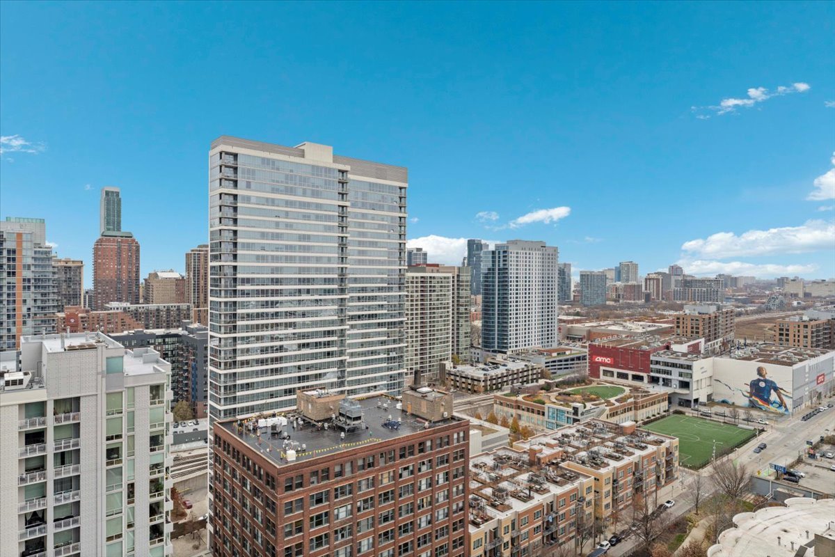234 W Polk St #2412 Chicago, IL 60607