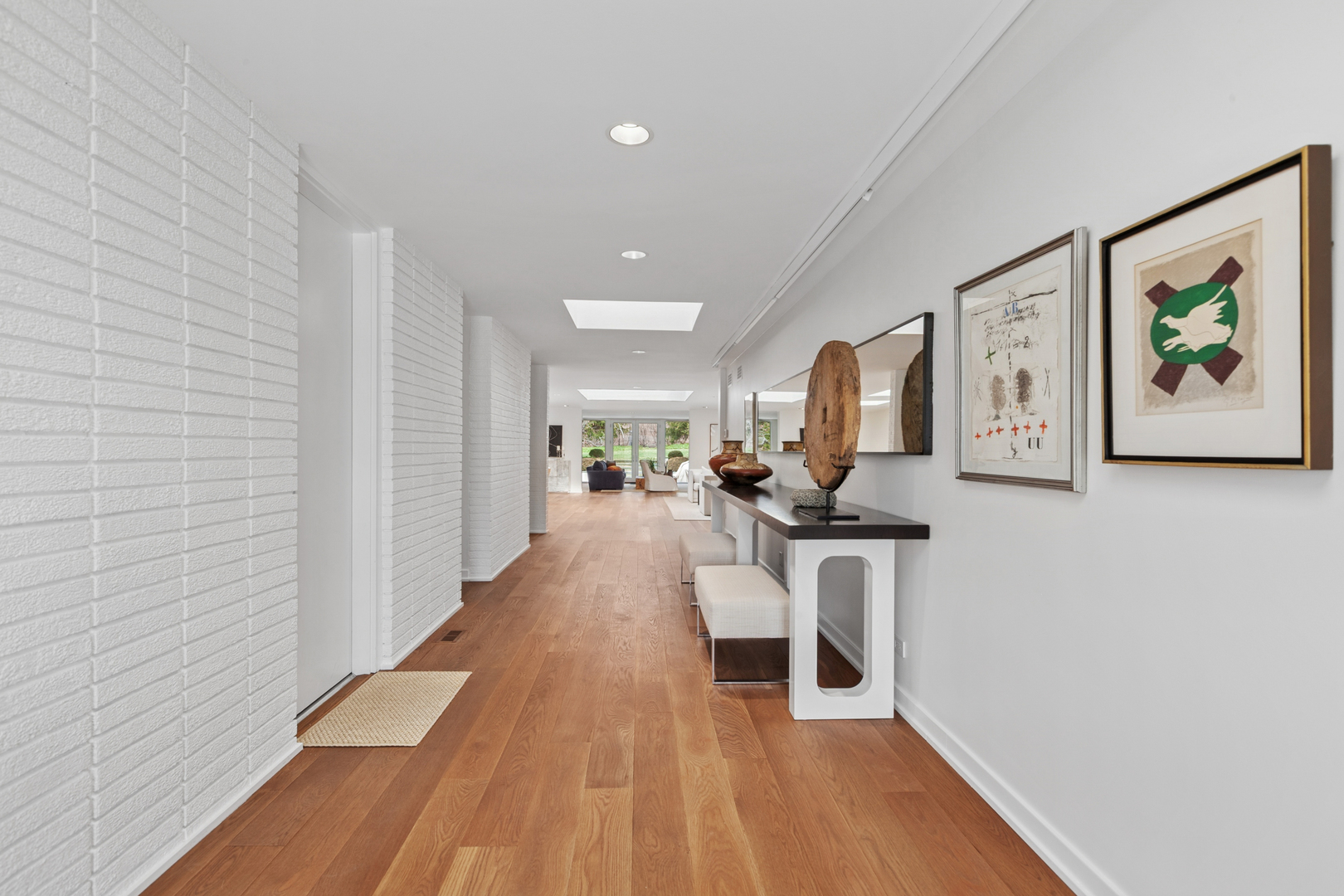 775 Stonegate Dr Highland Park, IL 60035