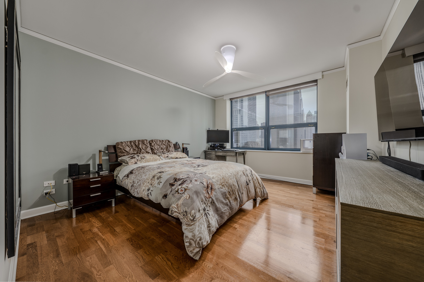 201 N Westshore Dr #2407