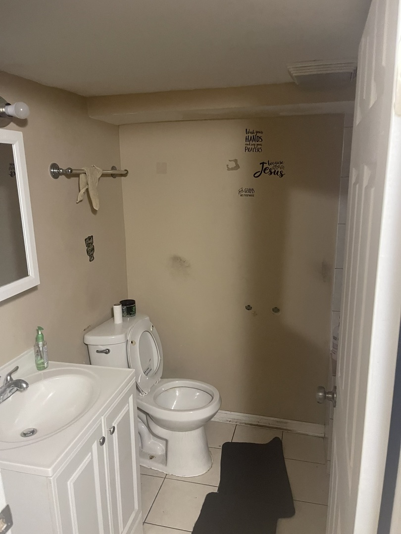 6953 S Artesian Ave Chicago, IL 60629