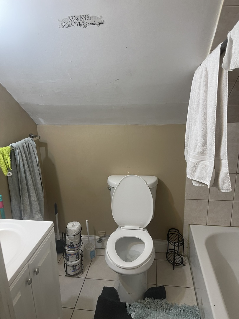 6953 S Artesian Ave Chicago, IL 60629