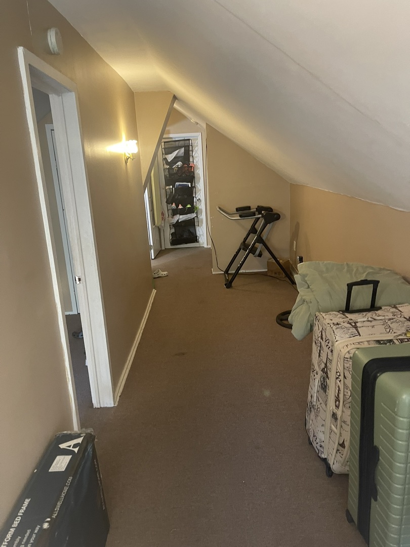 6953 S Artesian Ave Chicago, IL 60629