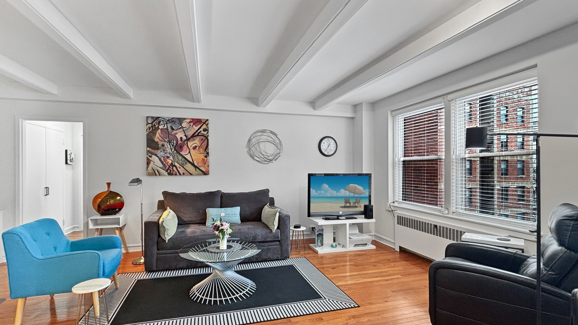 1585 Rdg Ave #509 Evanston, IL 60201