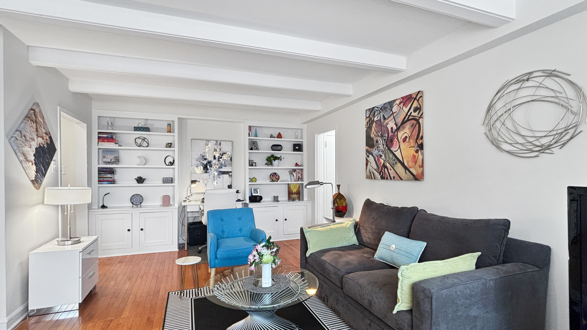 1585 Rdg Ave #509 Evanston, IL 60201