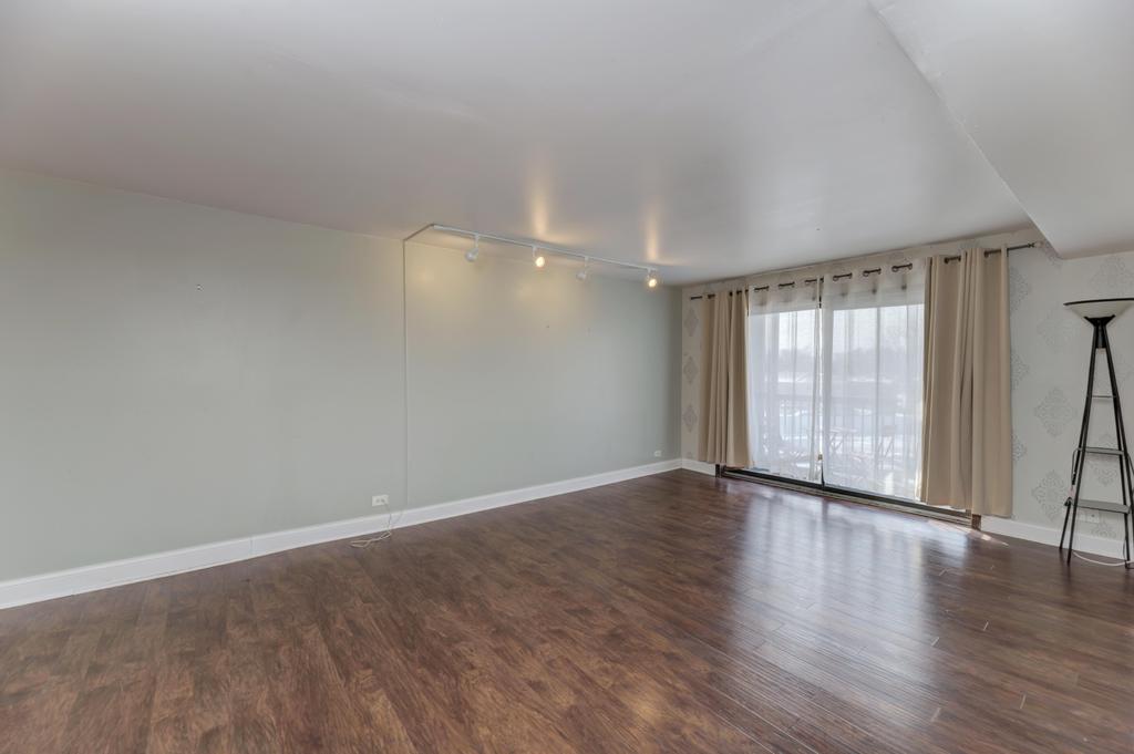 830 Elder Rd #B303 Homewood, IL 60430