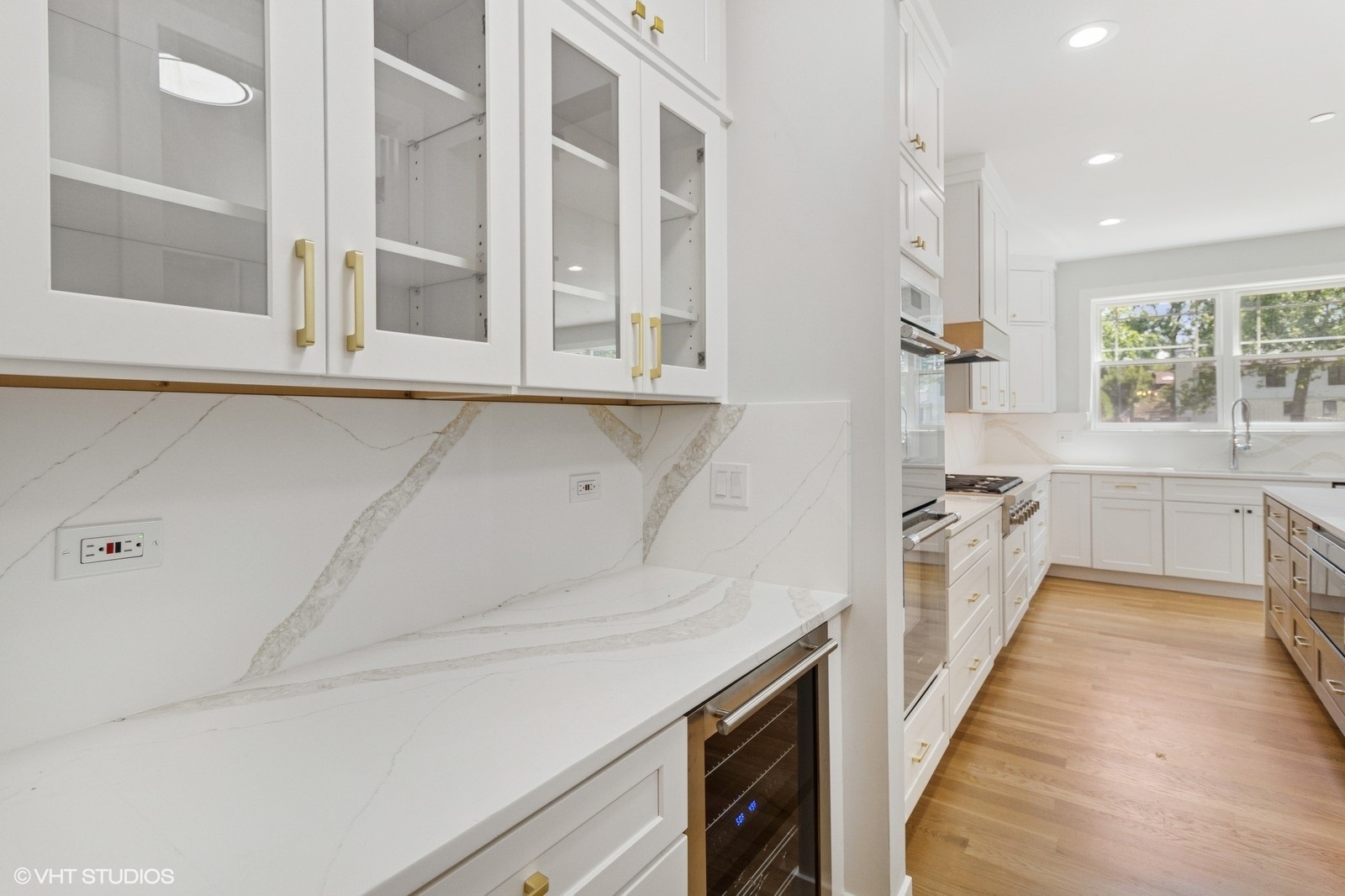 1816 Rosemary Rd Highland Park, IL 60035