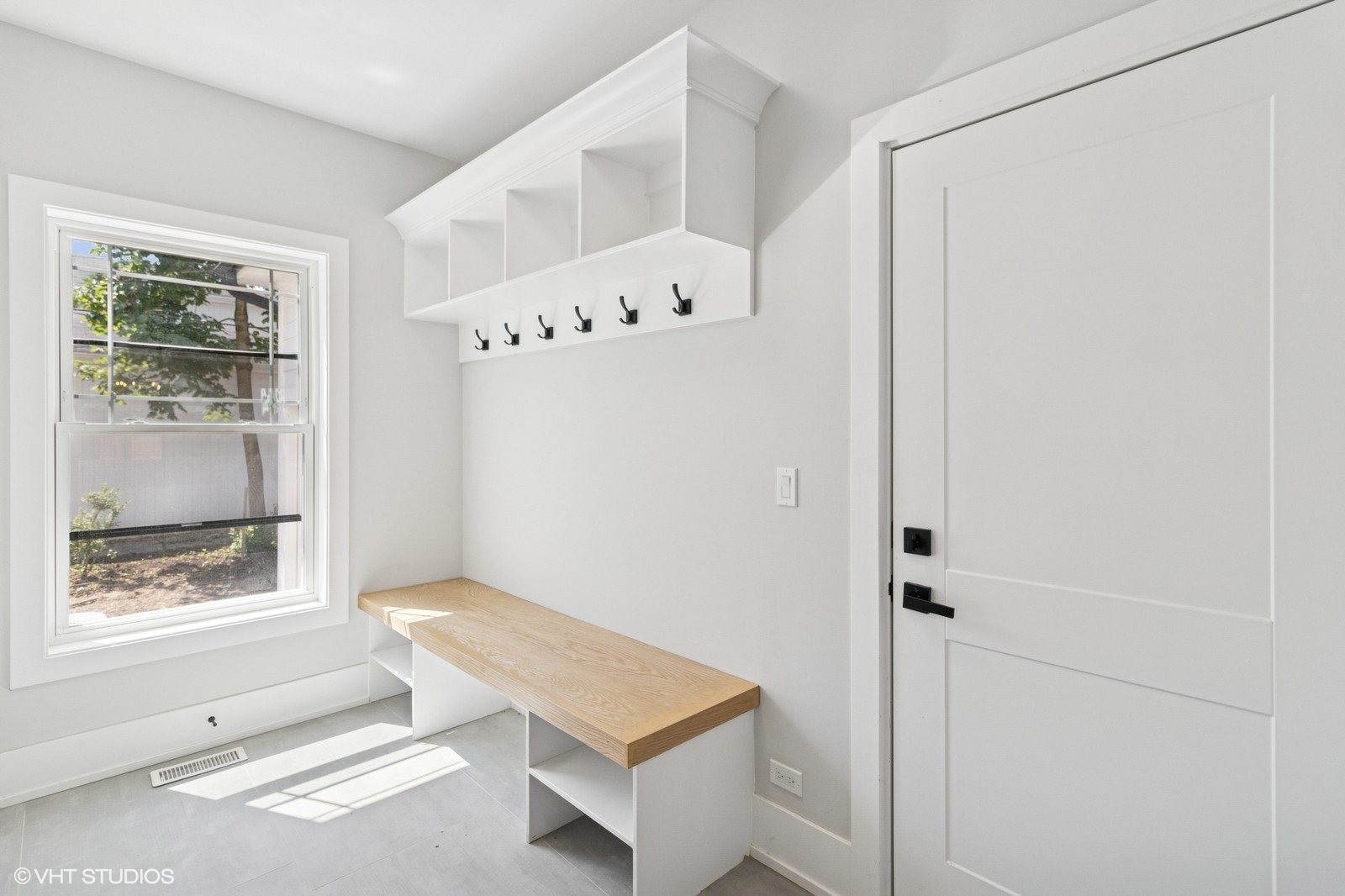 1816 Rosemary Rd Highland Park, IL 60035