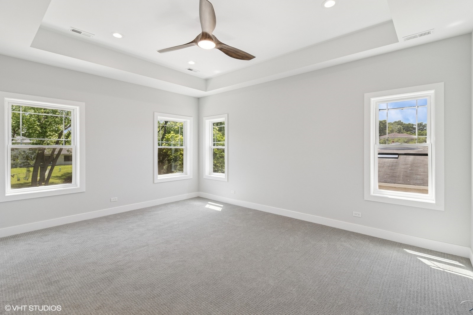 1816 Rosemary Rd Highland Park, IL 60035