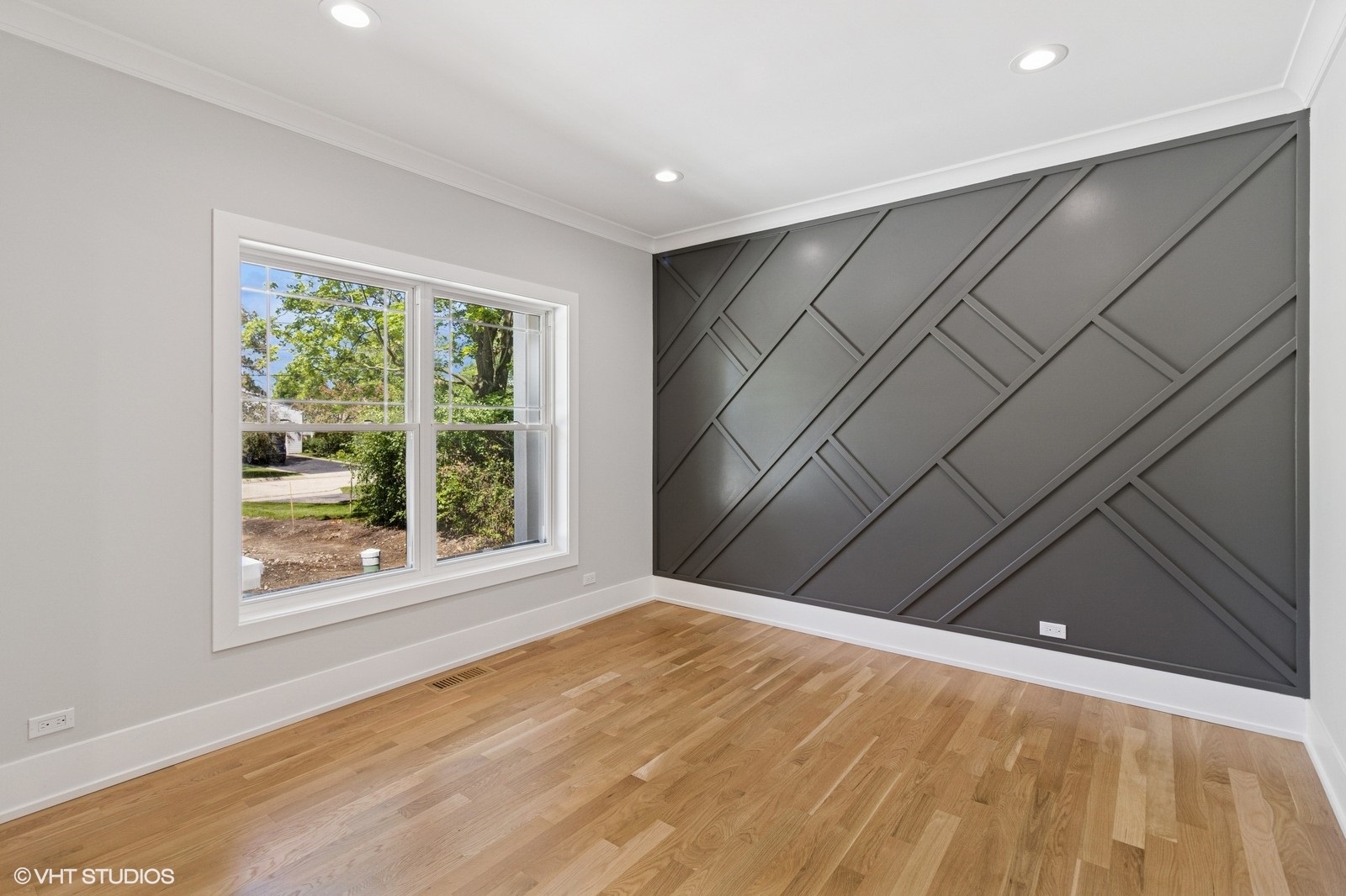 1816 Rosemary Rd Highland Park, IL 60035