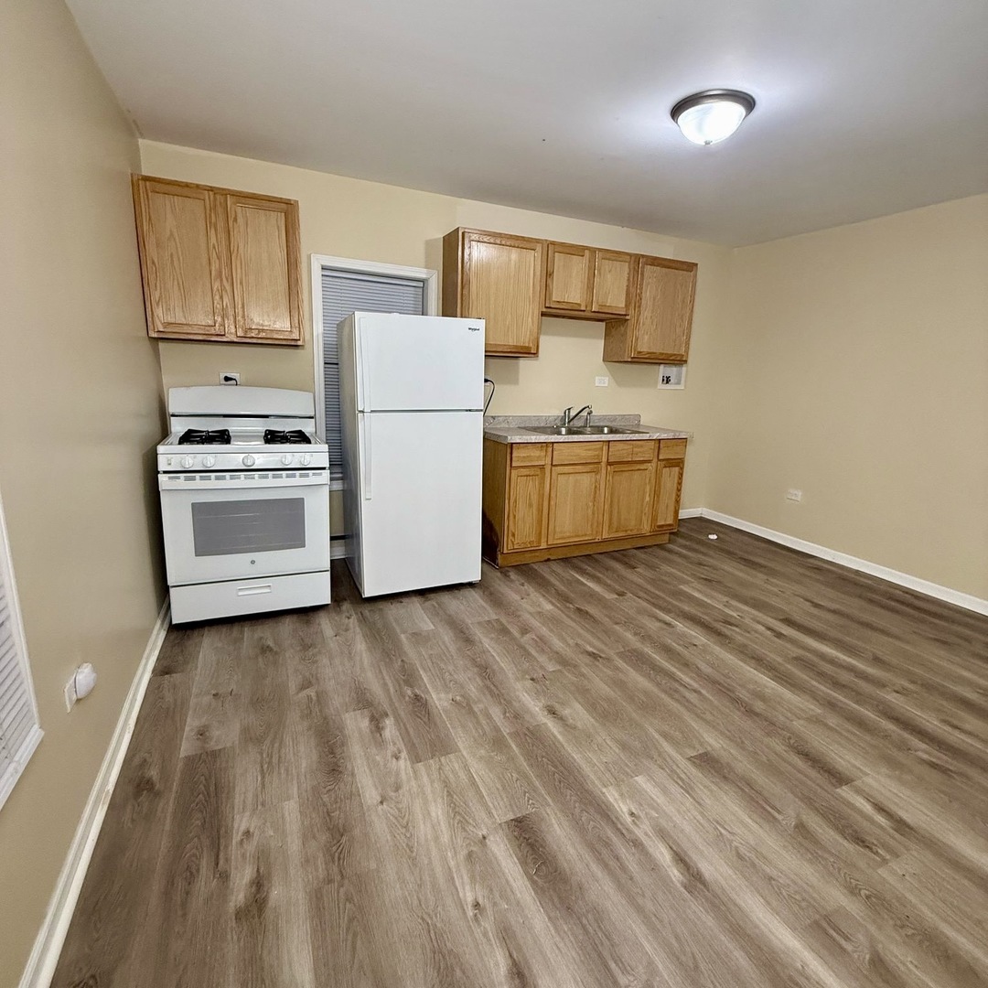 101 S Eastern Ave Joliet, IL 60433