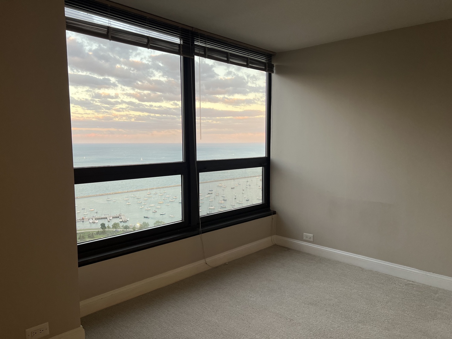 360 E Randolph St #3507 Chicago, IL 60601