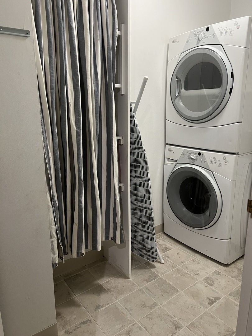 360 E Randolph St #3507 Chicago, IL 60601