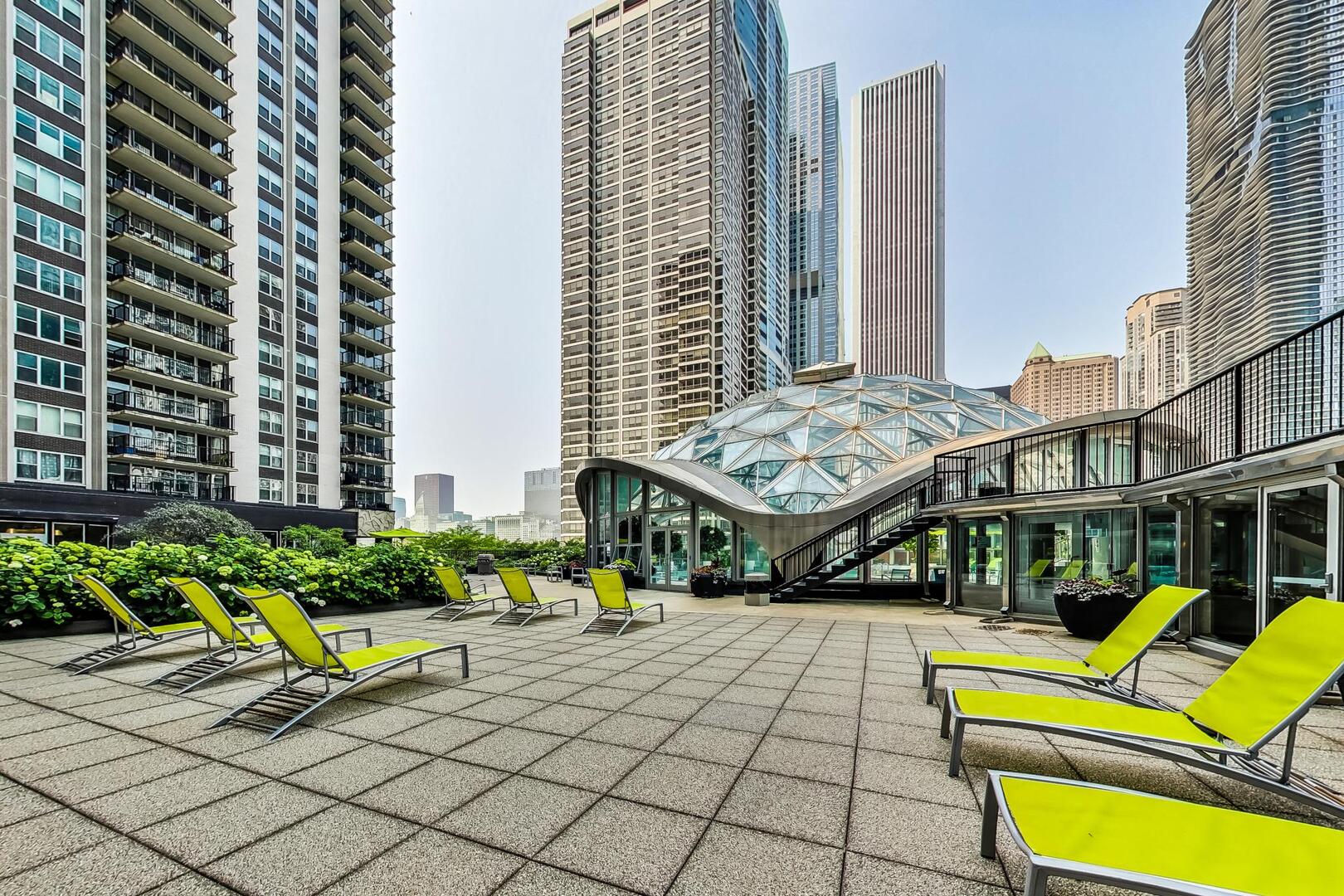 400 E RANDOLPH St #2425 Chicago, IL 60601