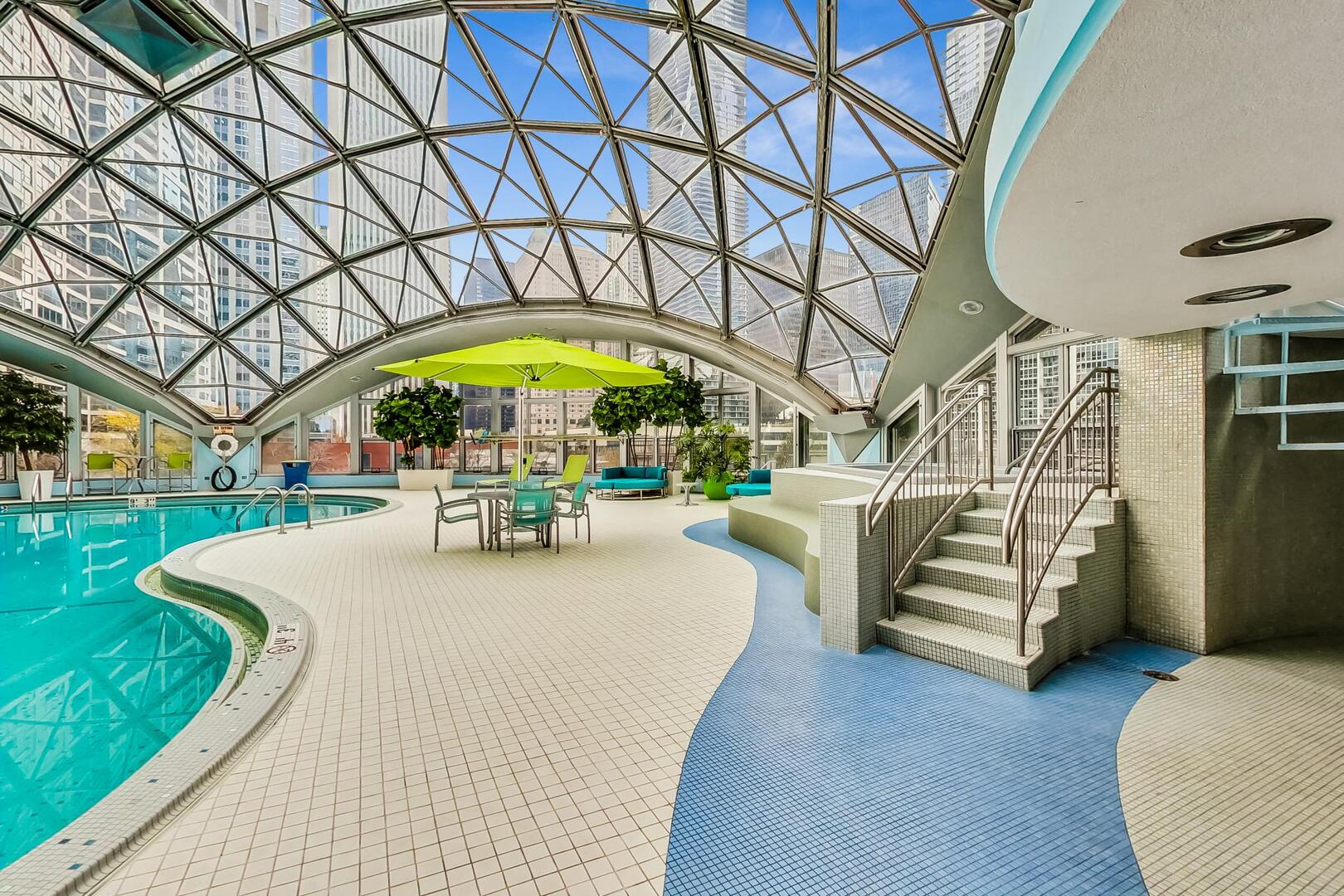 400 E RANDOLPH St #2425 Chicago, IL 60601