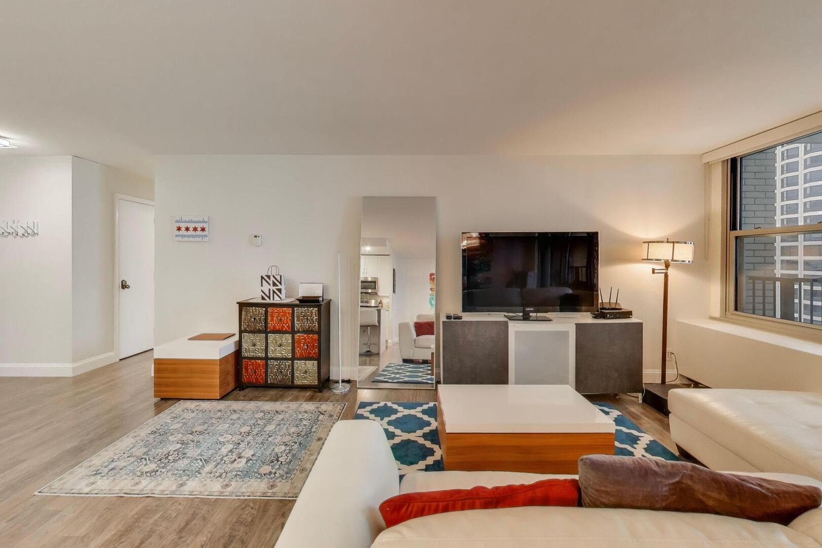 400 E RANDOLPH St #2425 Chicago, IL 60601