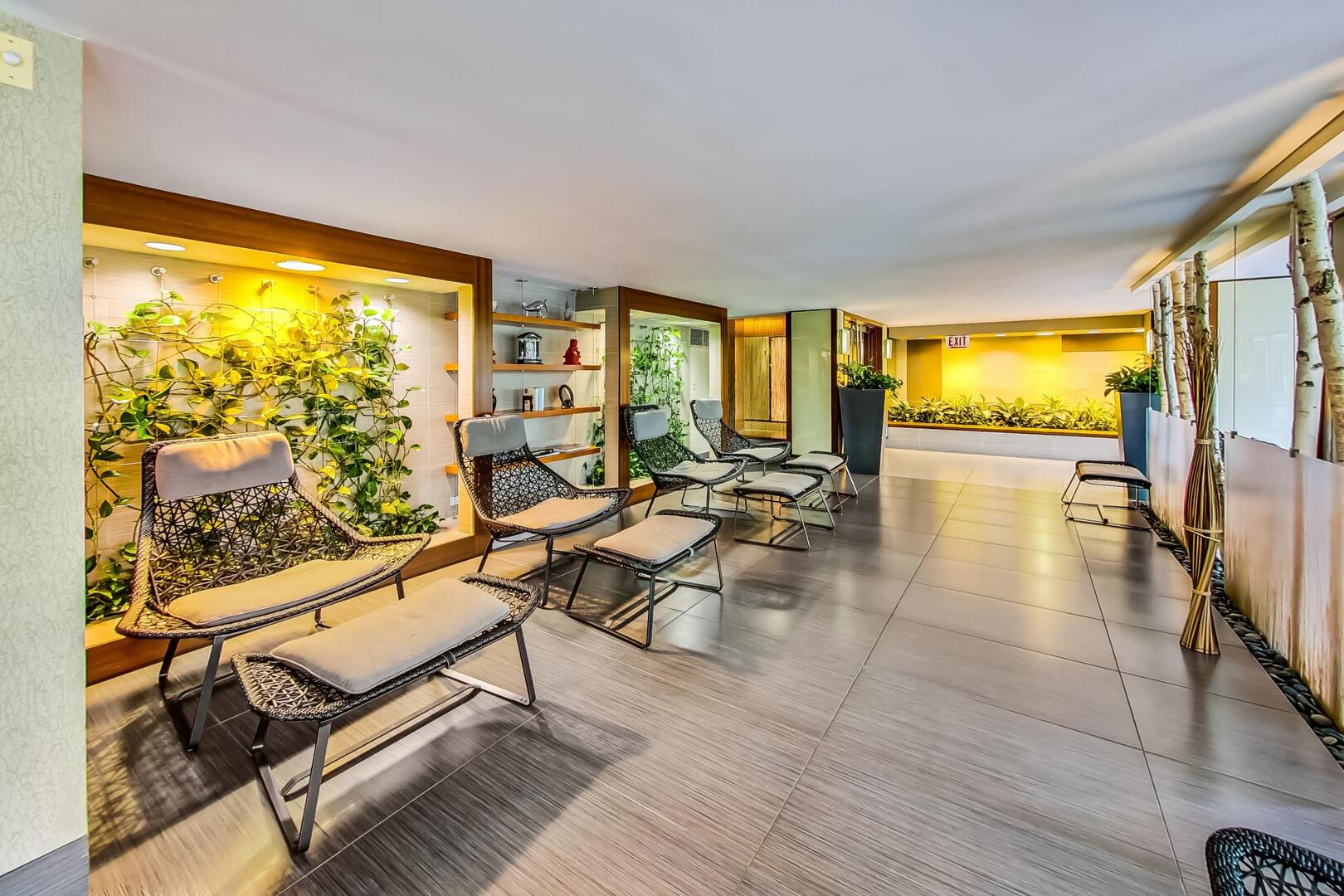 400 E RANDOLPH St #2425 Chicago, IL 60601