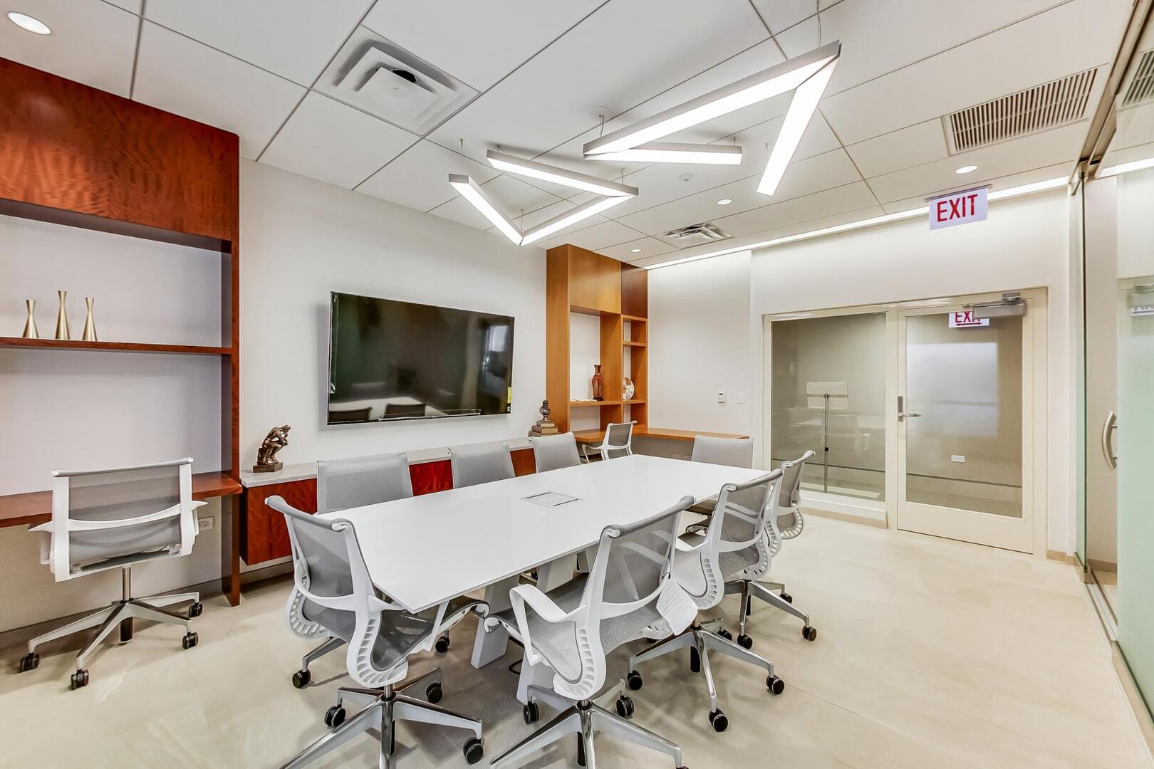 400 E RANDOLPH St #2425 Chicago, IL 60601