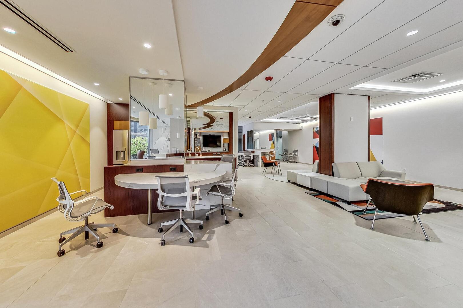 400 E RANDOLPH St #2425 Chicago, IL 60601