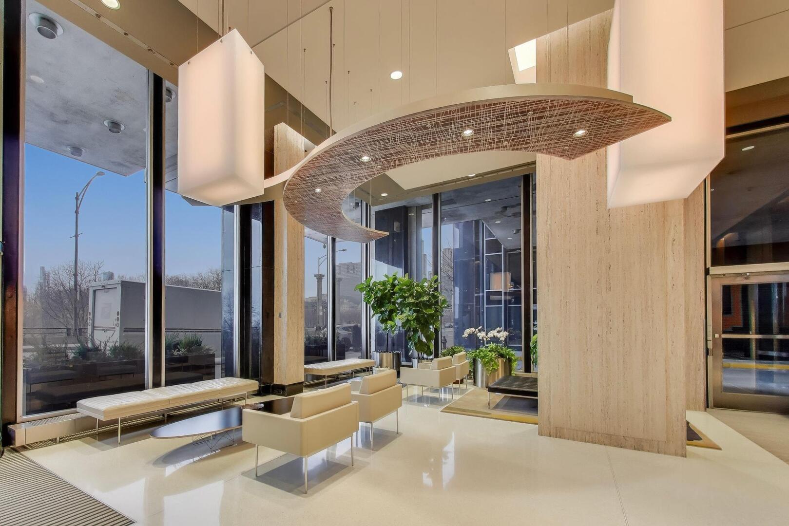 400 E RANDOLPH St #2425 Chicago, IL 60601