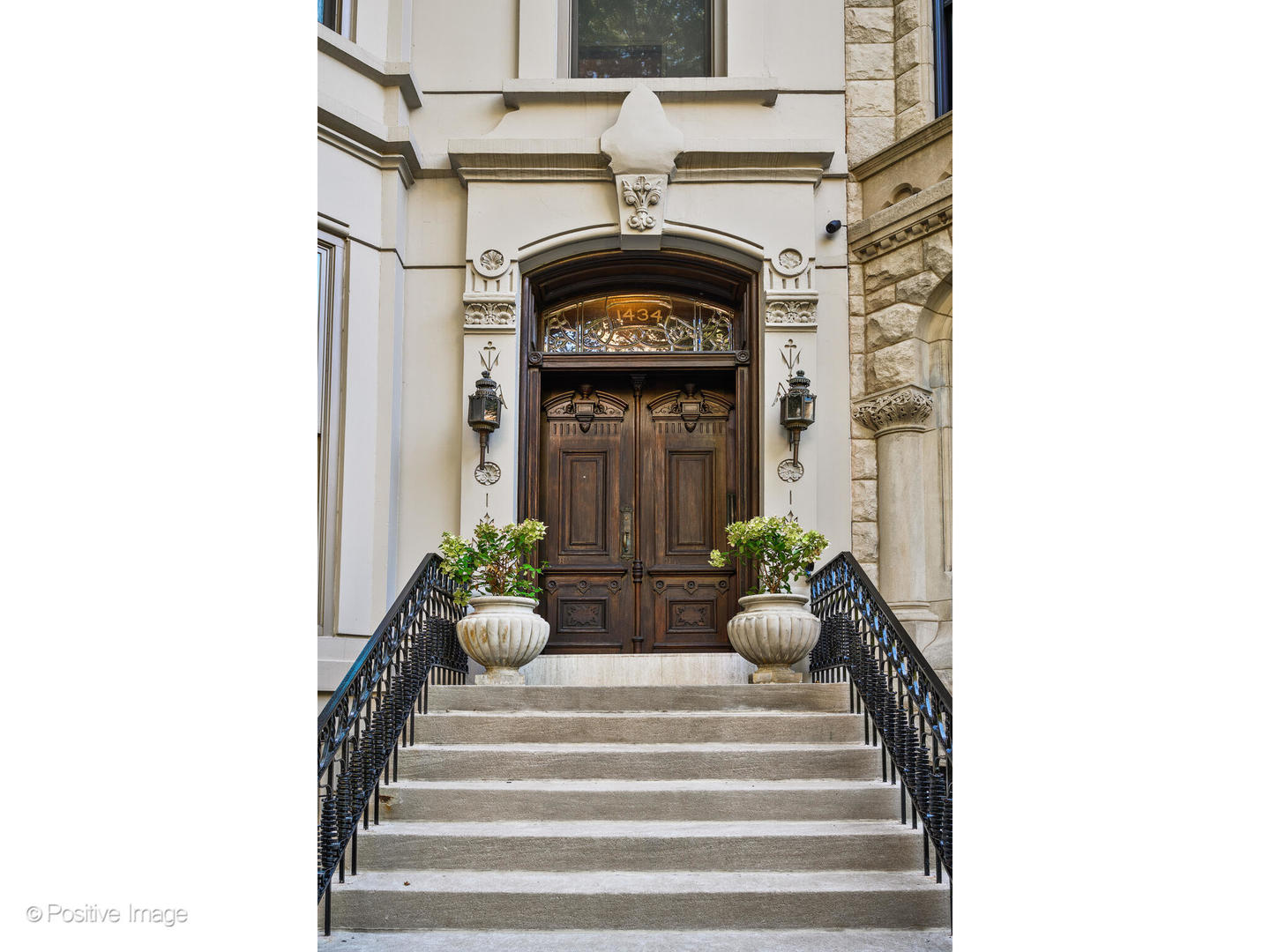 1434 N Dearborn St Chicago, IL 60610