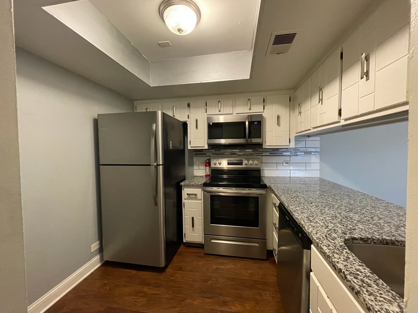 830 Elder Rd #B303 Homewood, IL 60430