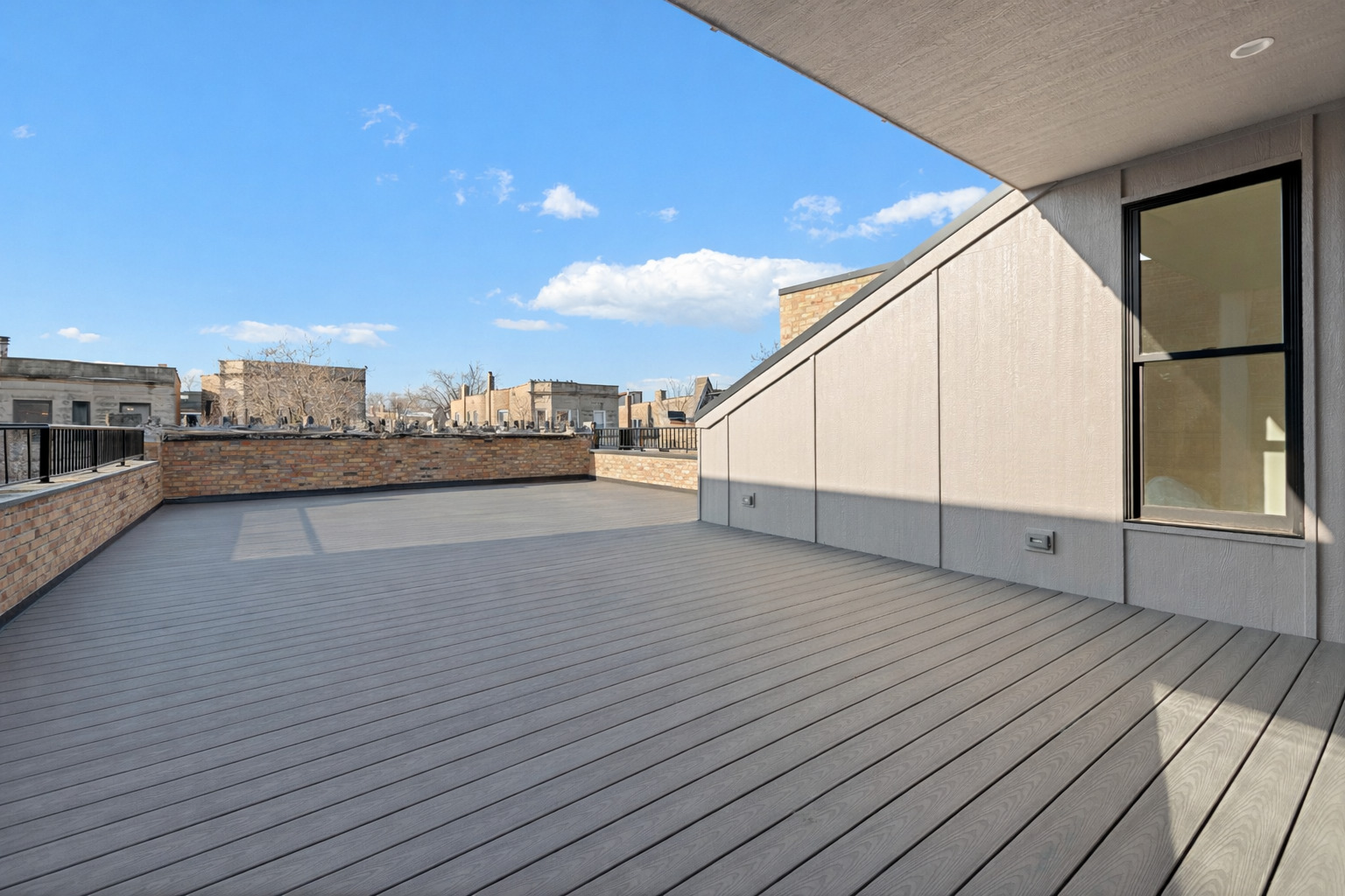 3711 N Magnolia Ave Chicago, IL 60613