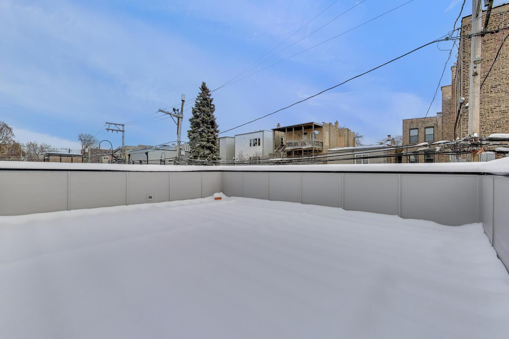 3711 N Magnolia Ave Chicago, IL 60613