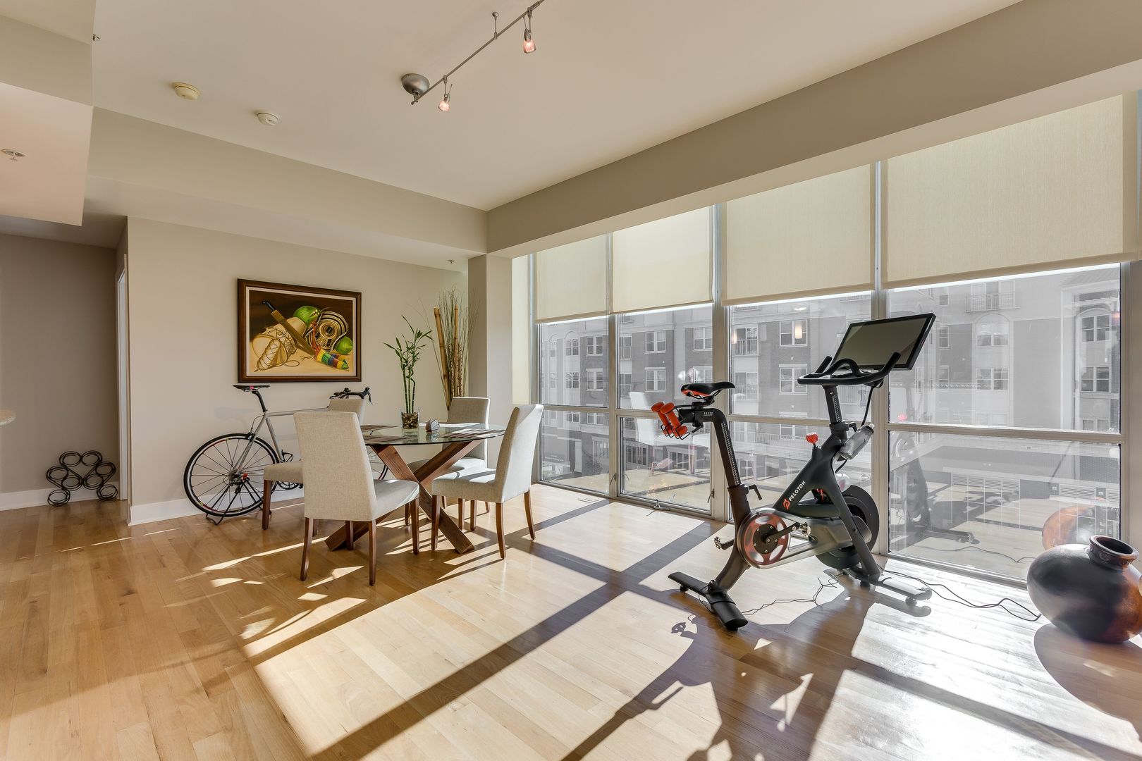 525 KEDZIE Ave #402 Evanston, IL 60202