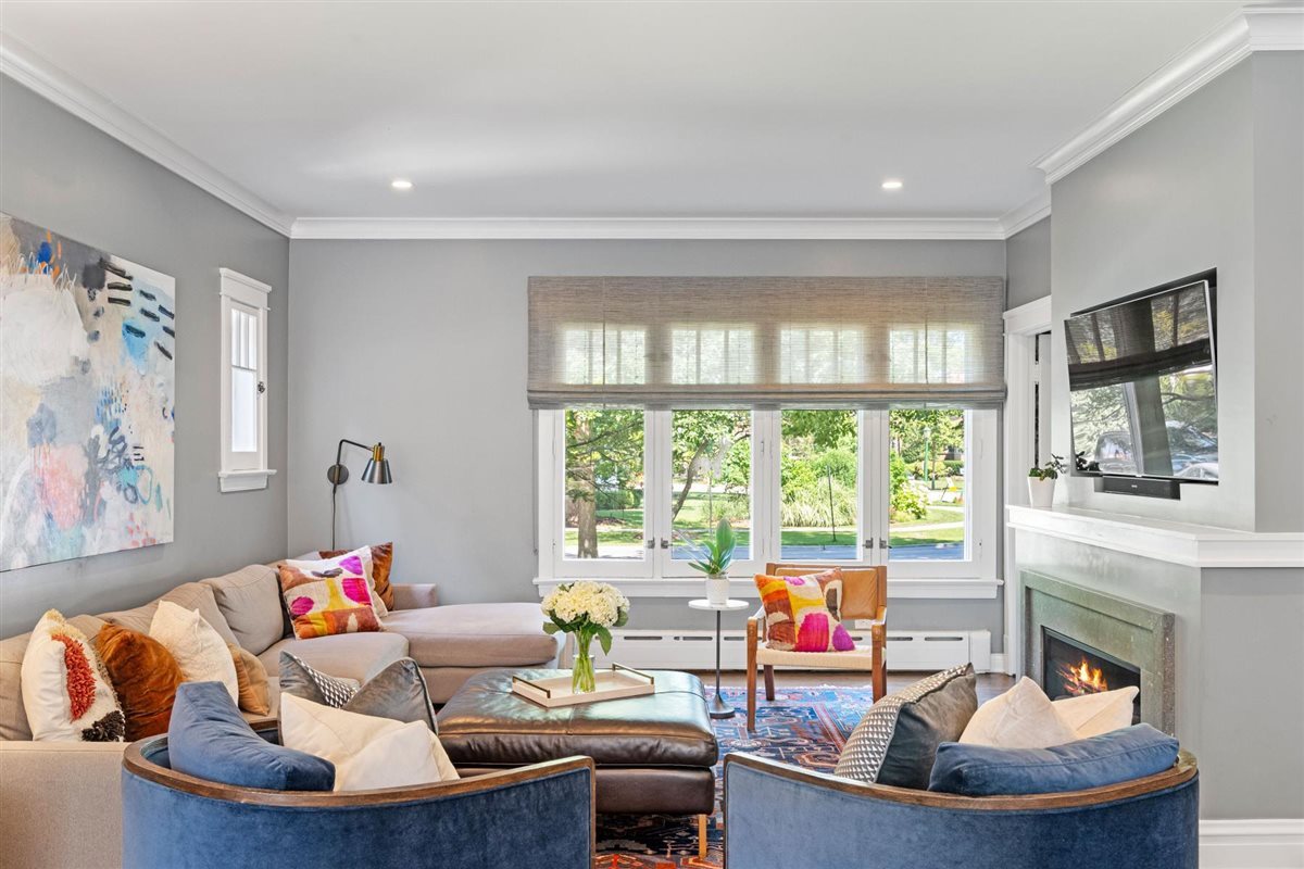 315 Washington Ave Wilmette, IL 60091