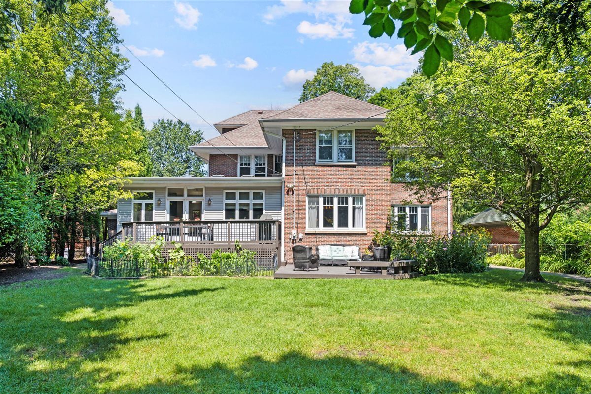 315 Washington Ave Wilmette, IL 60091