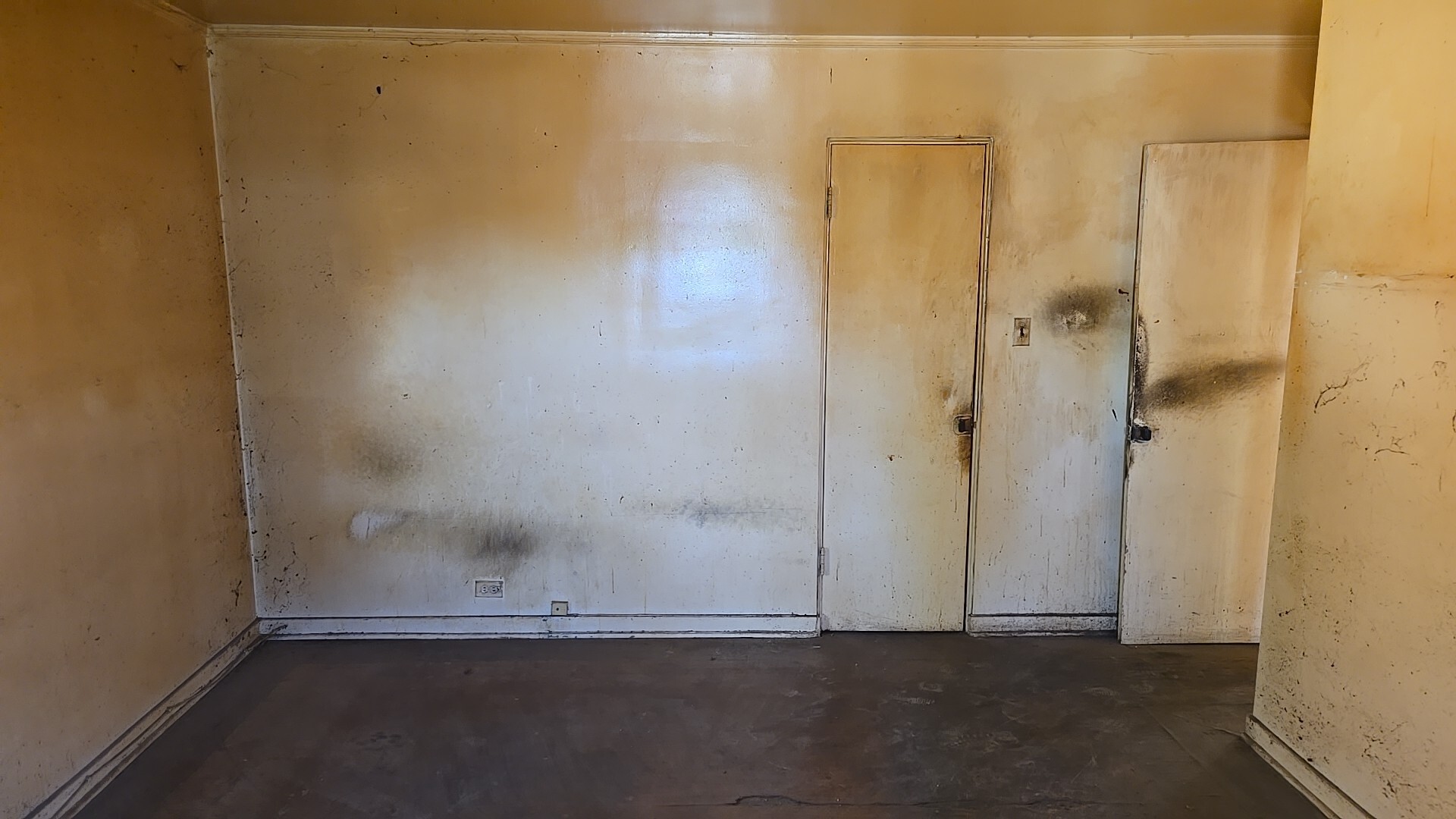 8218 S Yates Blvd Chicago, IL 60617