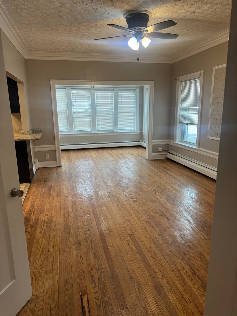 6829 S Cornell Ave #2 Chicago, IL 60649