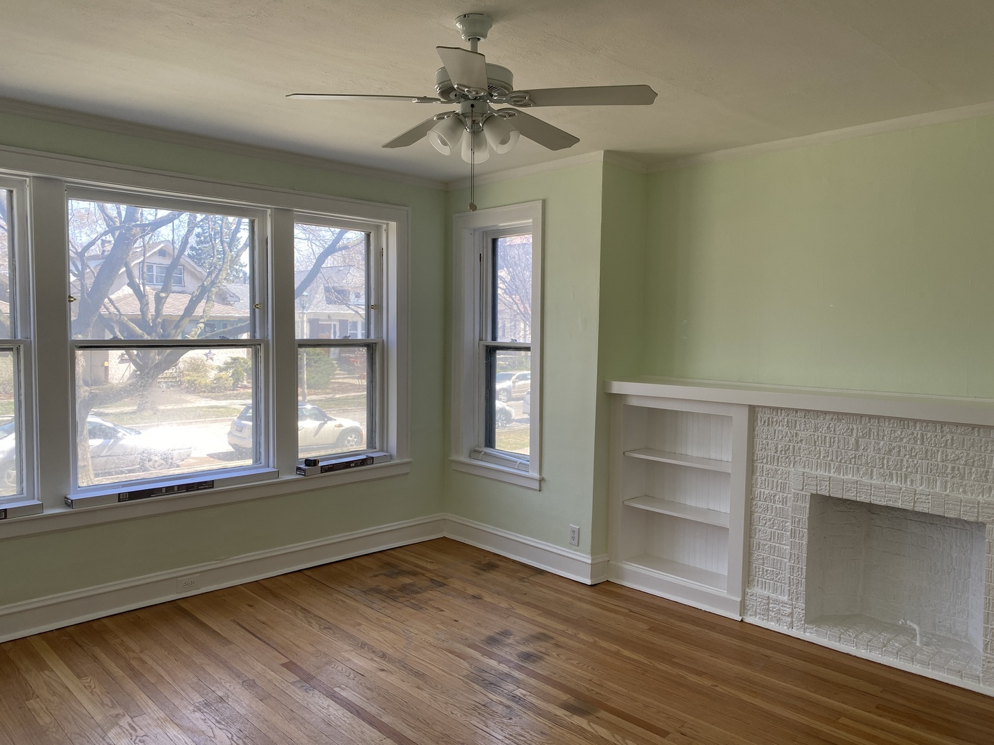 737 Clarence Ave Oak Park, IL 60304