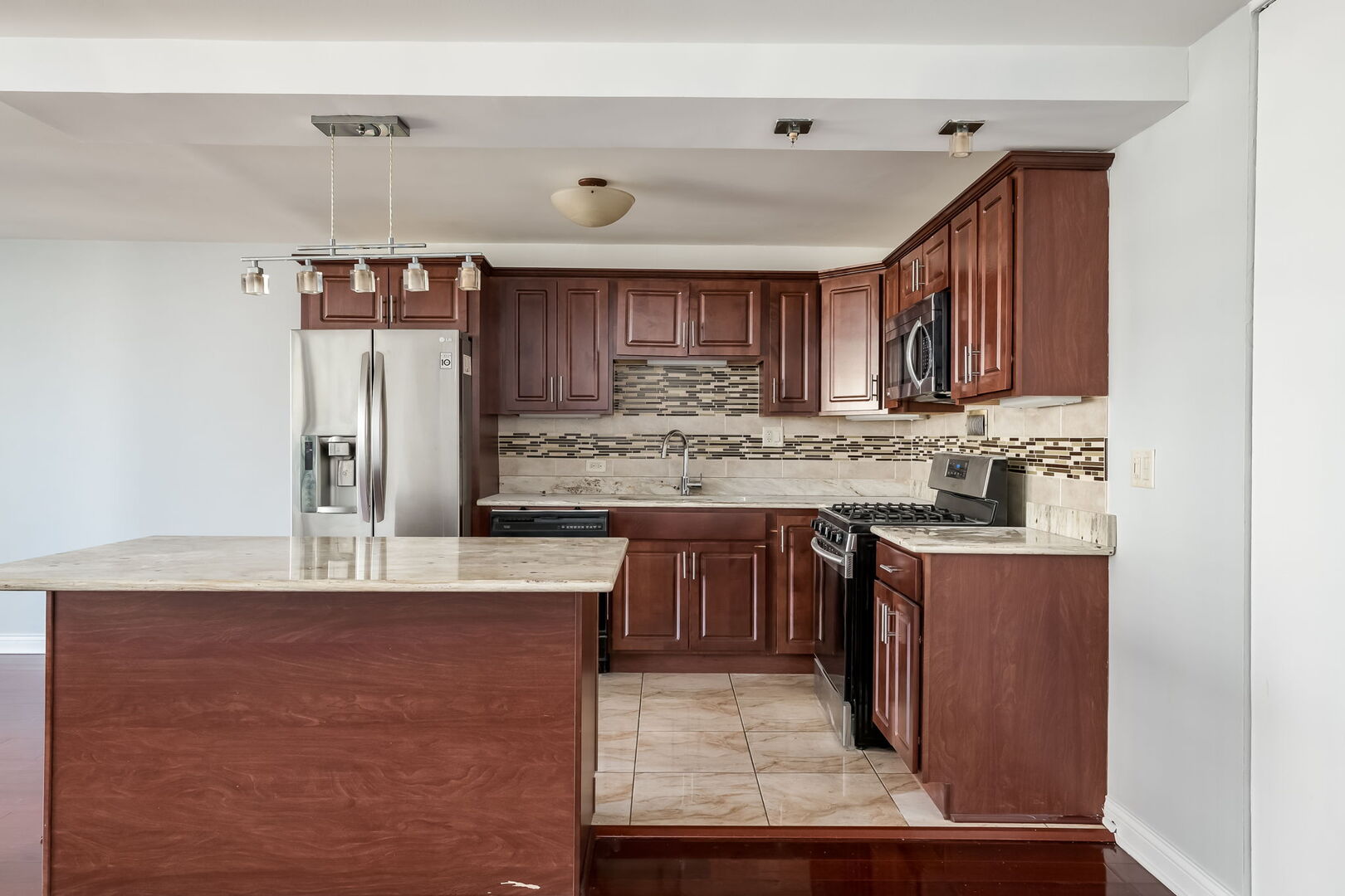 400 E RANDOLPH St #1528 Chicago, IL 60601