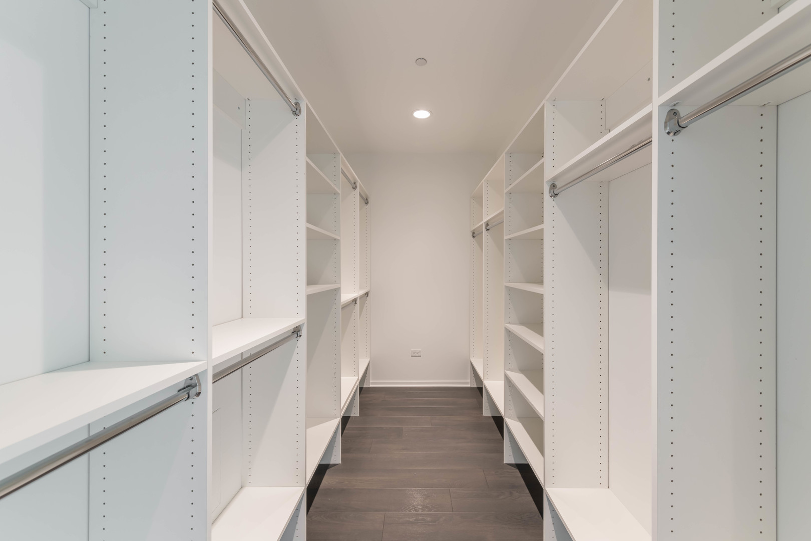 220 E Illinois St #PH-5202 Chicago, IL 60611