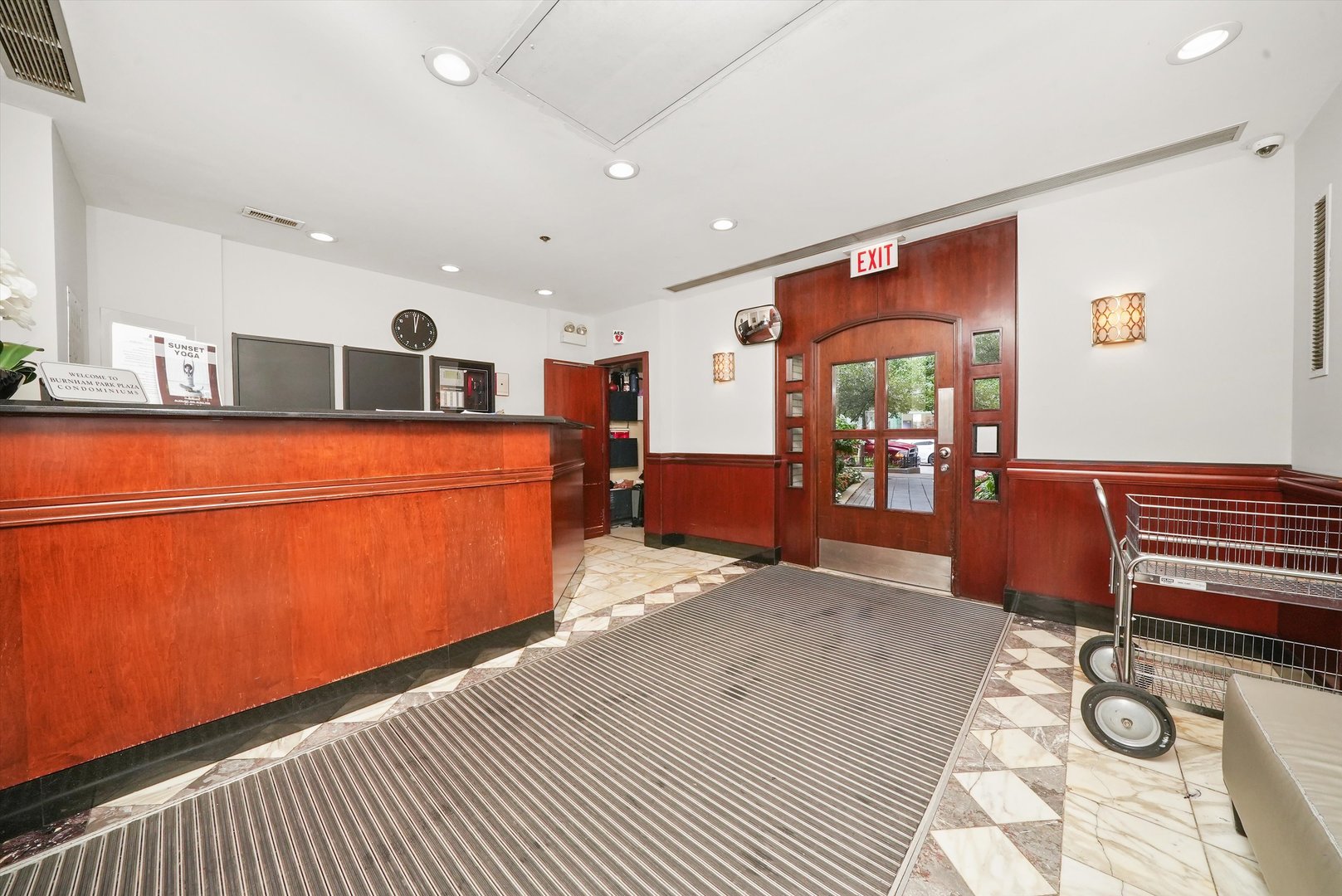 40 E 9TH St #707 Chicago, IL 60605