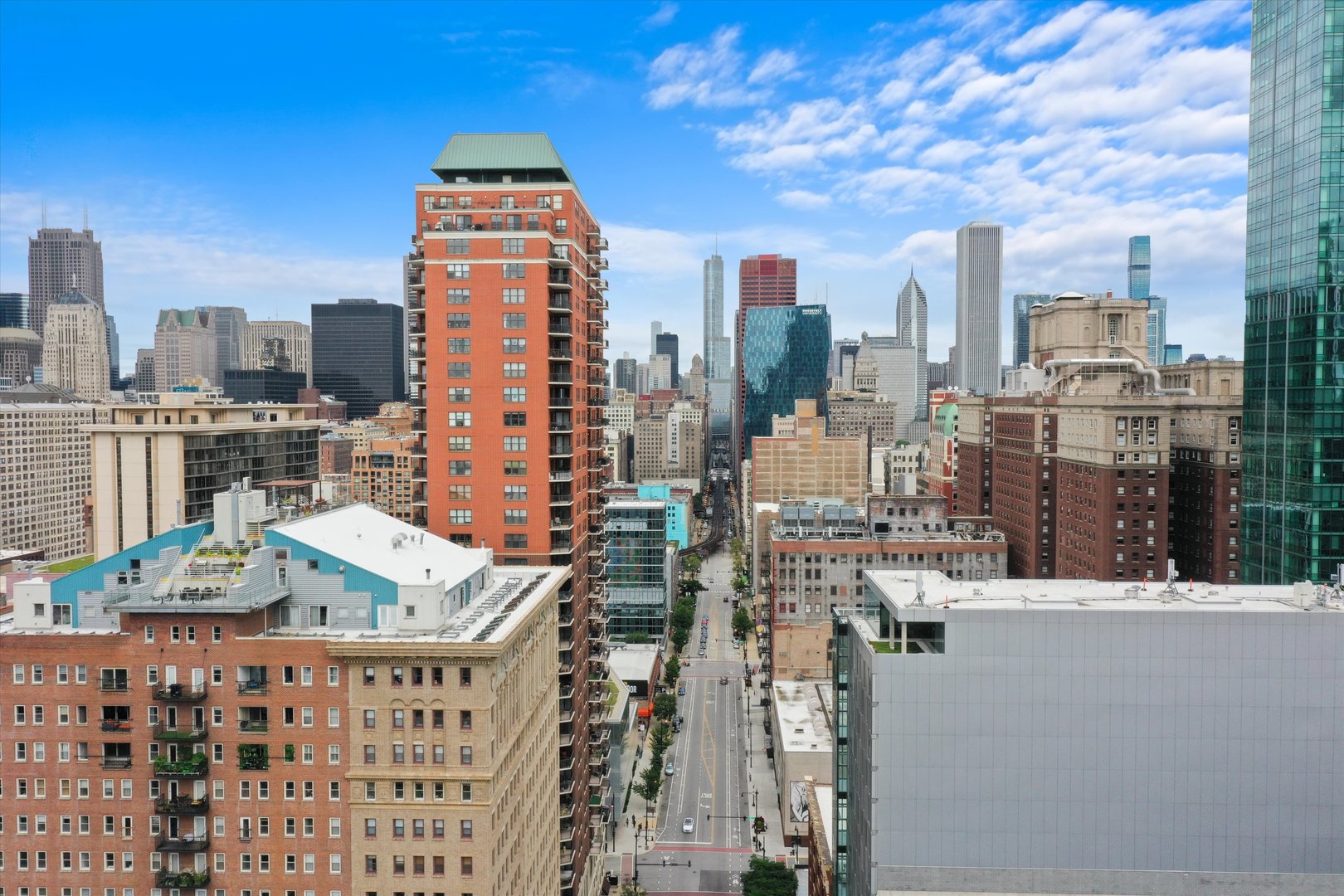 40 E 9TH St #707 Chicago, IL 60605