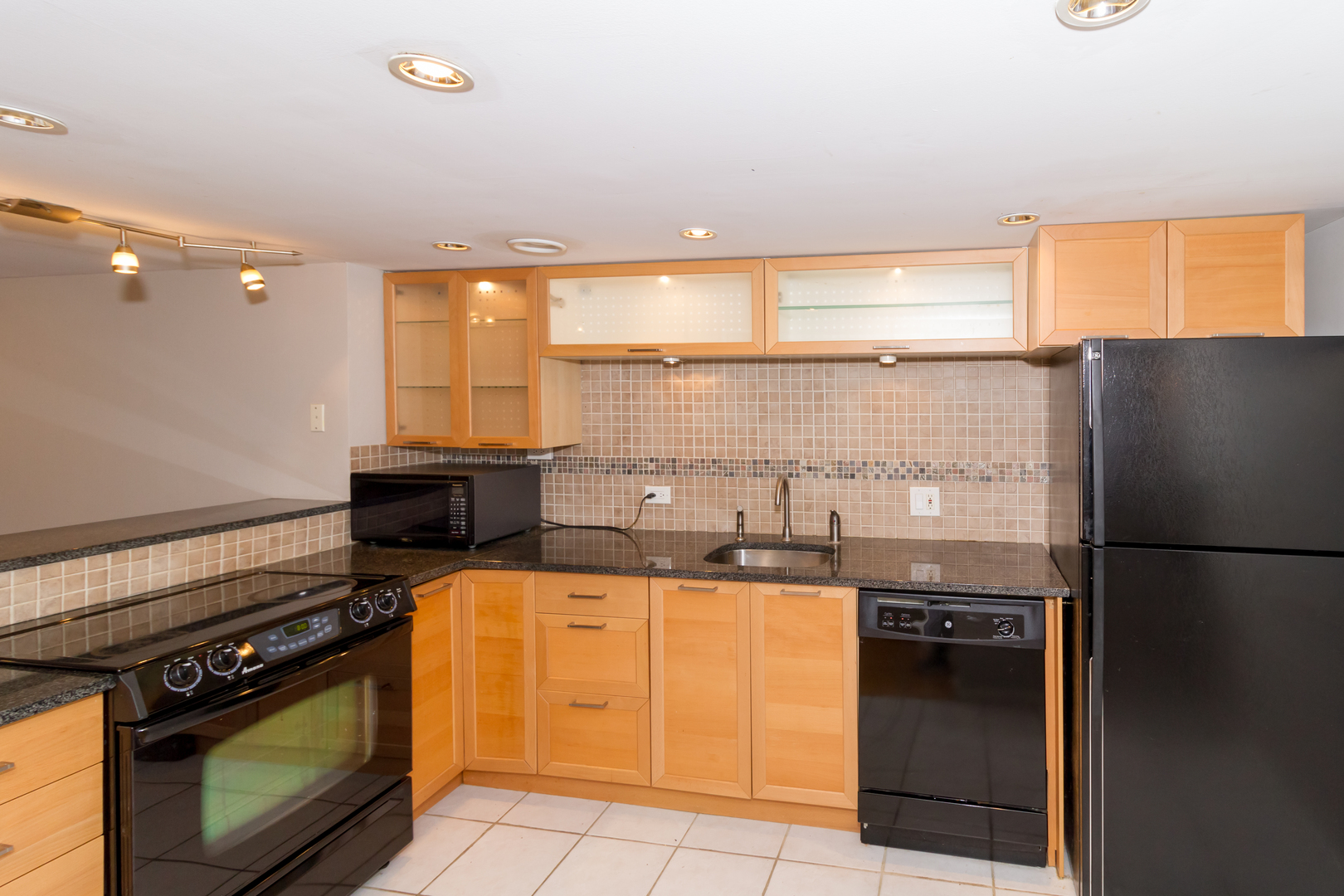 40 E 9TH St #707 Chicago, IL 60605