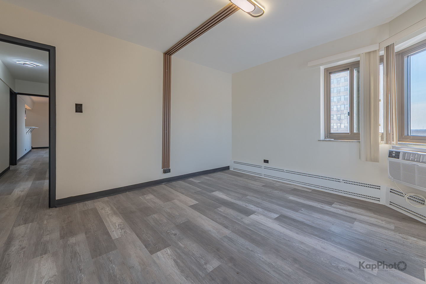 7337 S South Shr Dr #902 Chicago, IL 60649