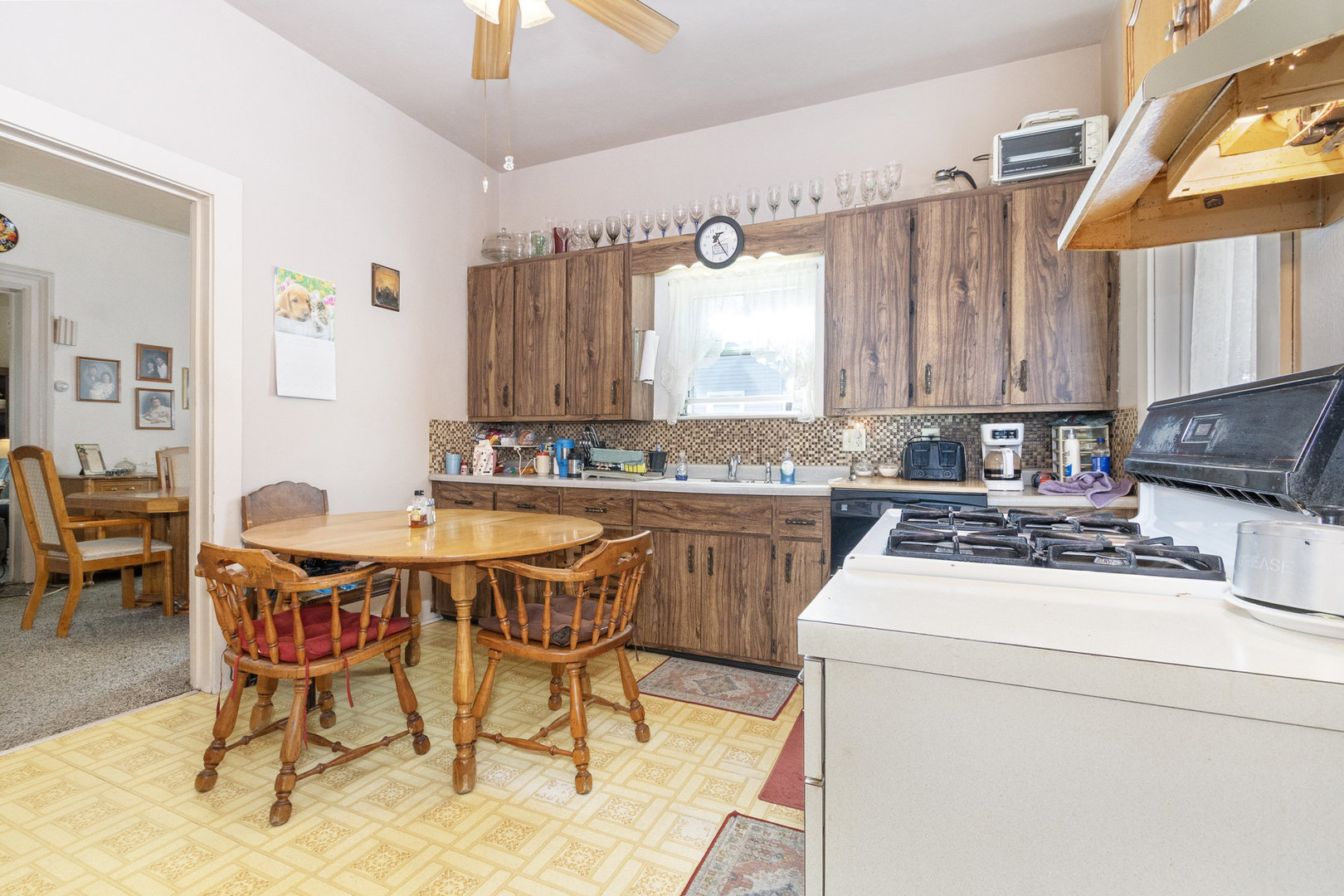 107 Willow Ave